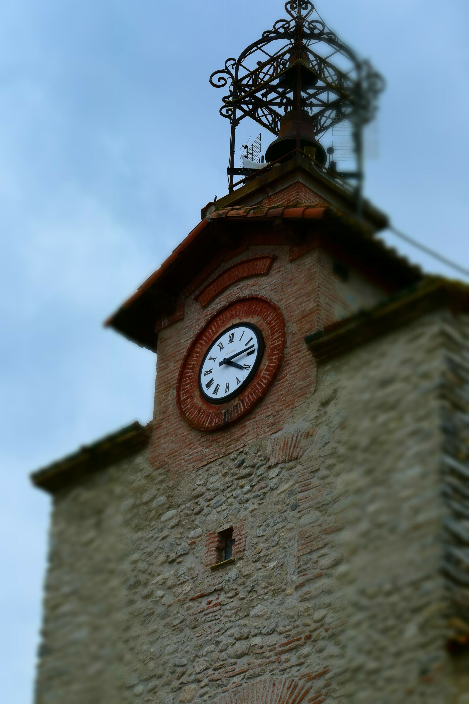 Nikon D3500 sample photo. Sky, bell tower, clock photography