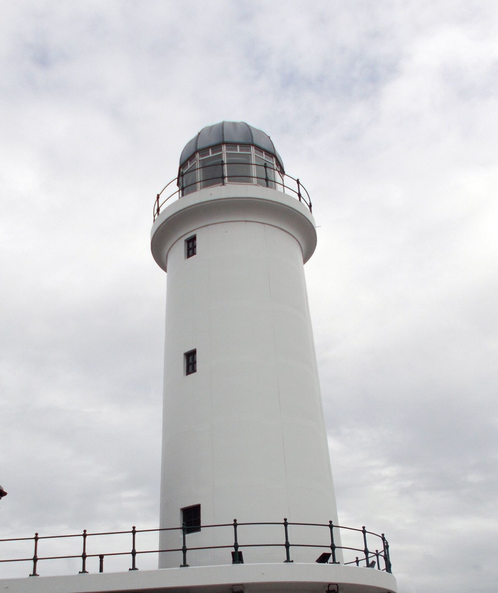 Nikon Coolpix L31 sample photo. River, ribble, lighthouse photography