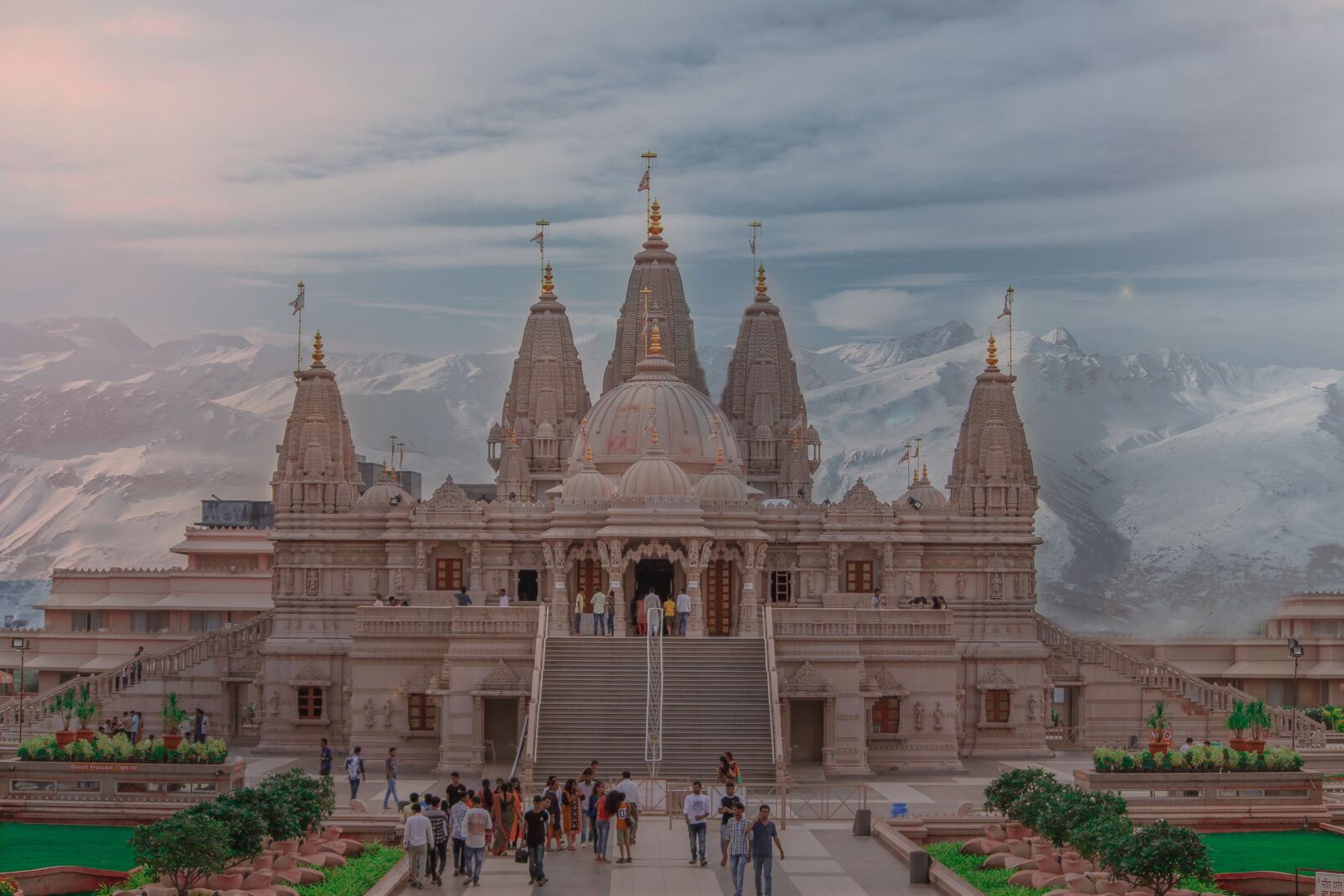 Canon EOS 700D (EOS Rebel T5i / EOS Kiss X7i) sample photo. Pune, temple, god photography