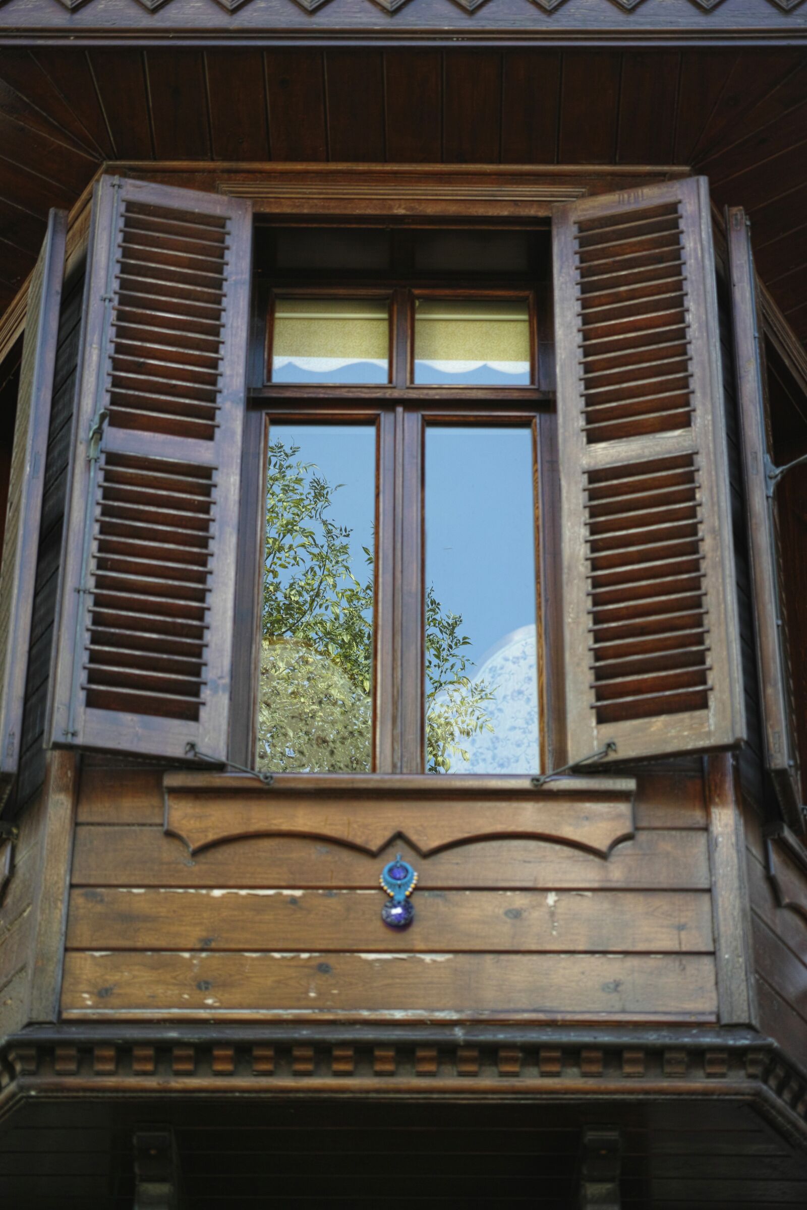 Sigma DP3 Merrill sample photo. Window, home, wood photography