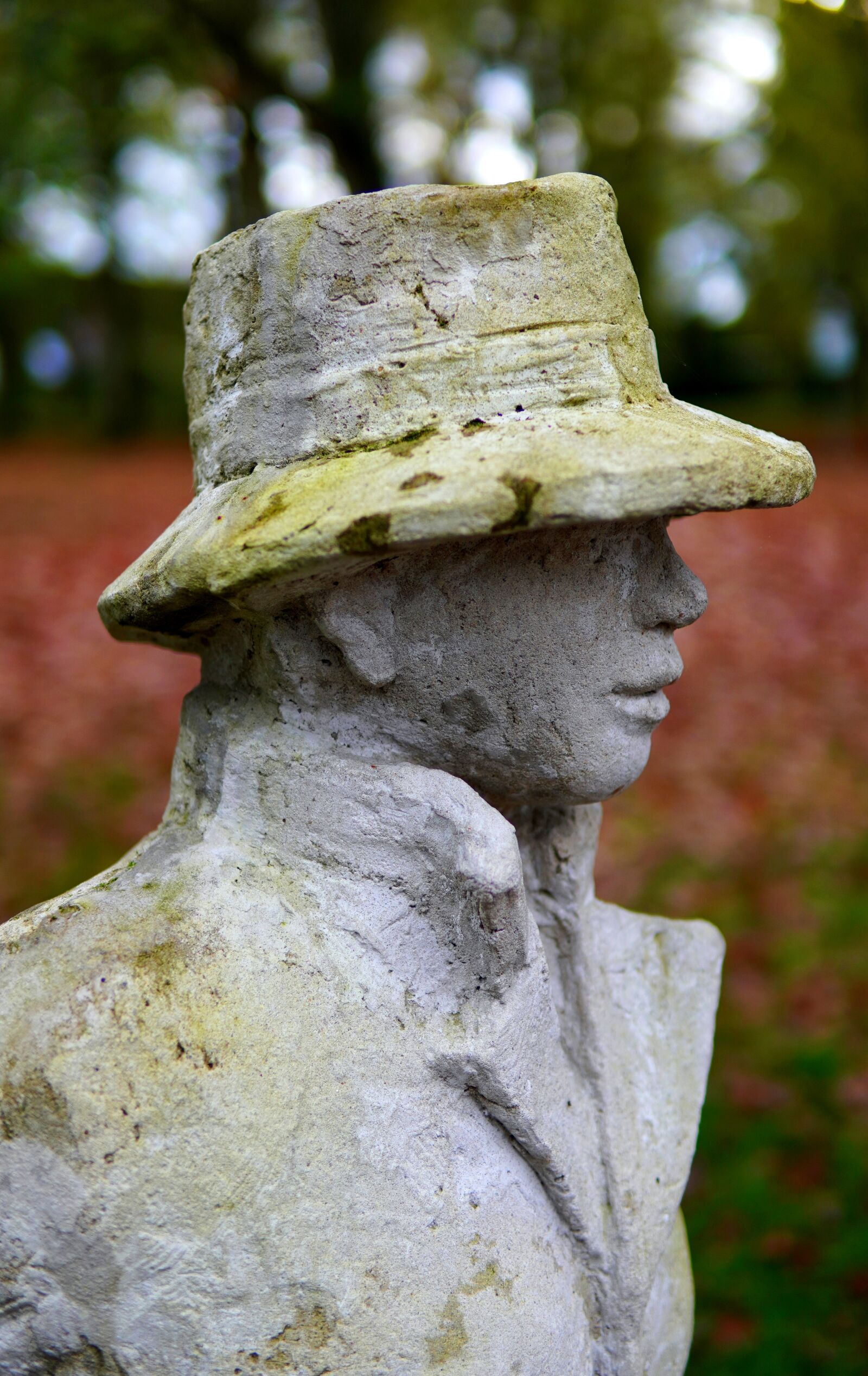 30mm F1.4 DC DN | Contemporary 016 sample photo. Statue, sculpture, art photography