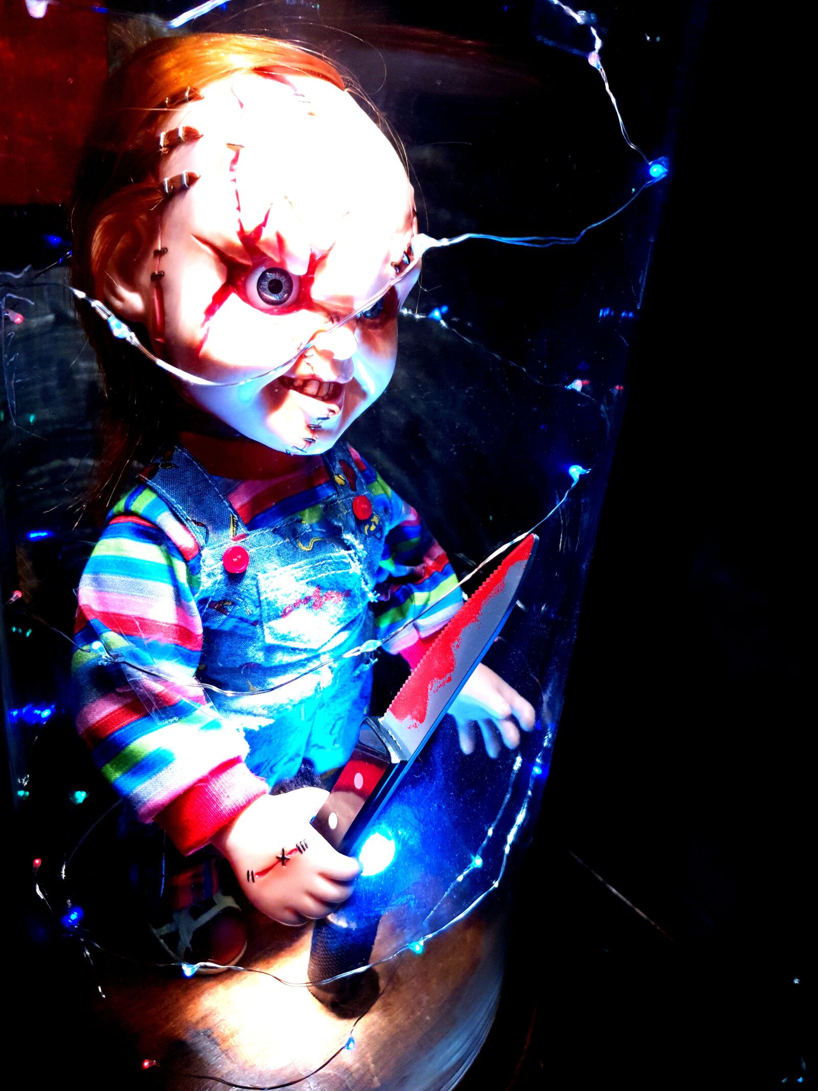 Samsung Galaxy Note9 sample photo. Chucky doll, horror, scary photography