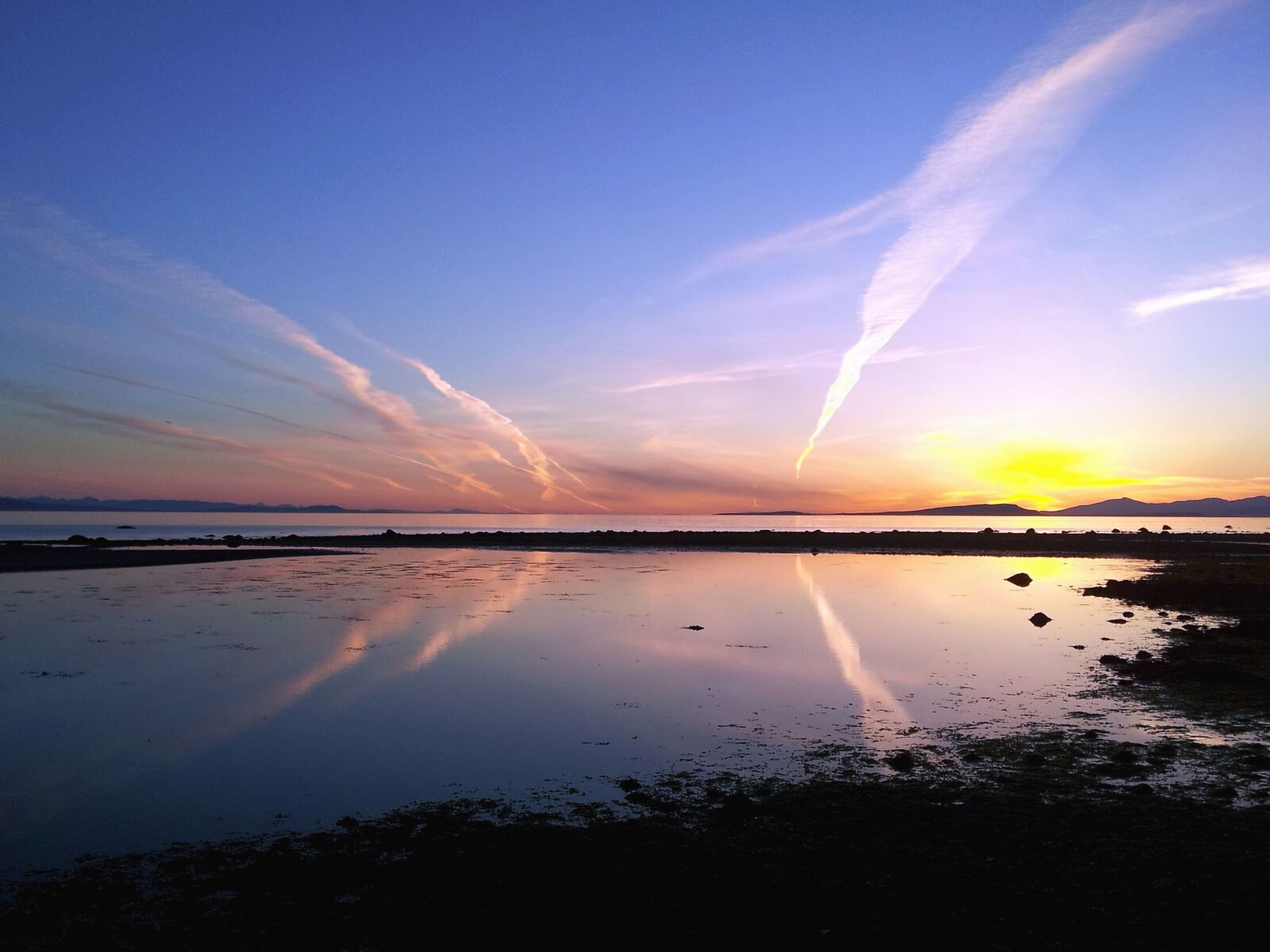 Samsung Galaxy S2 sample photo. Sunset, sky, sun, sea photography