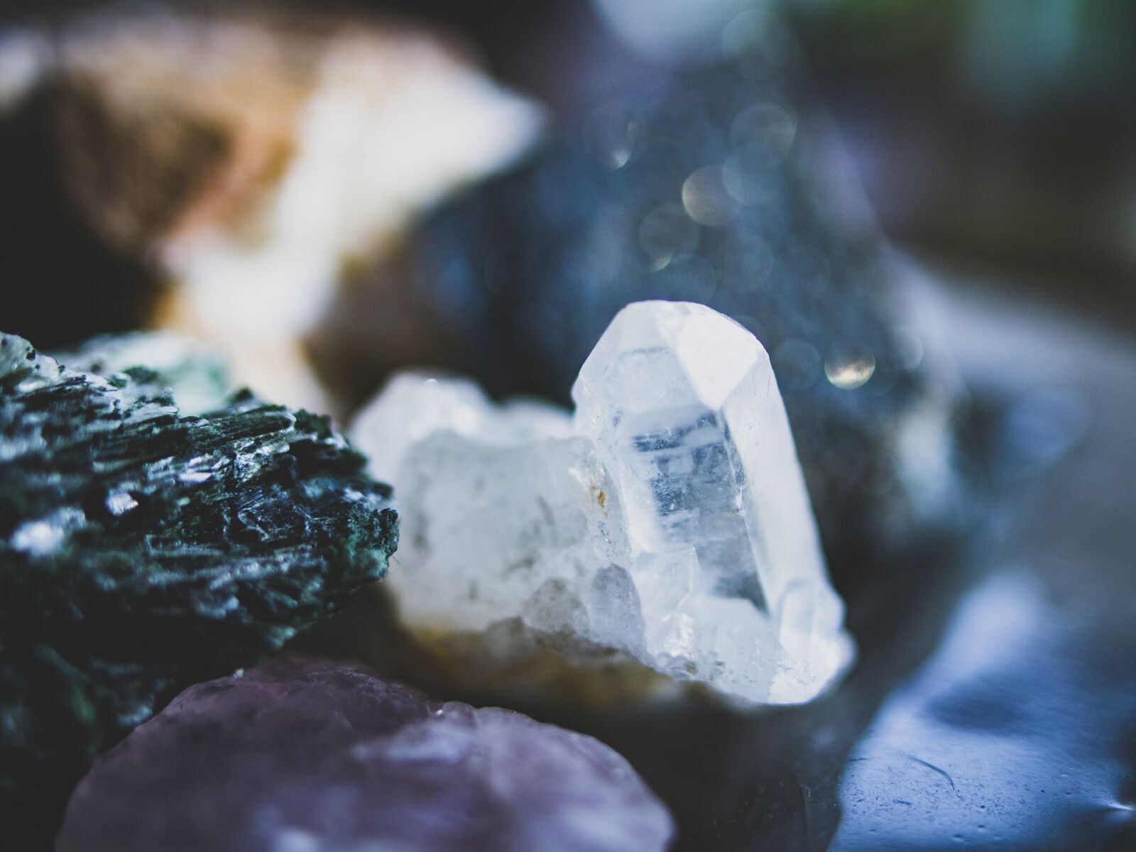 SIGMA 24mm F1.8 sample photo. Crystals, stones, mineral of photography