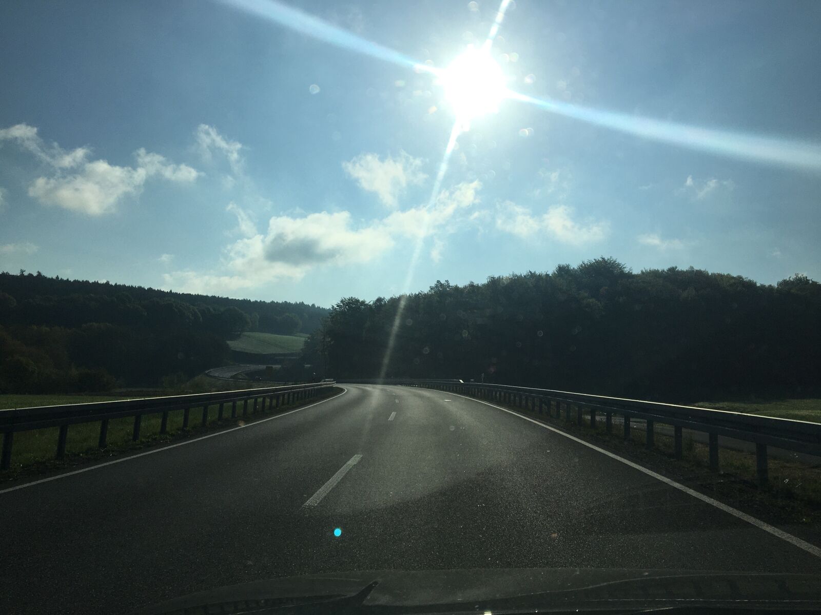iPhone 6s back camera 4.15mm f/2.2 sample photo. Sonnenaufgang, licht, wolken photography