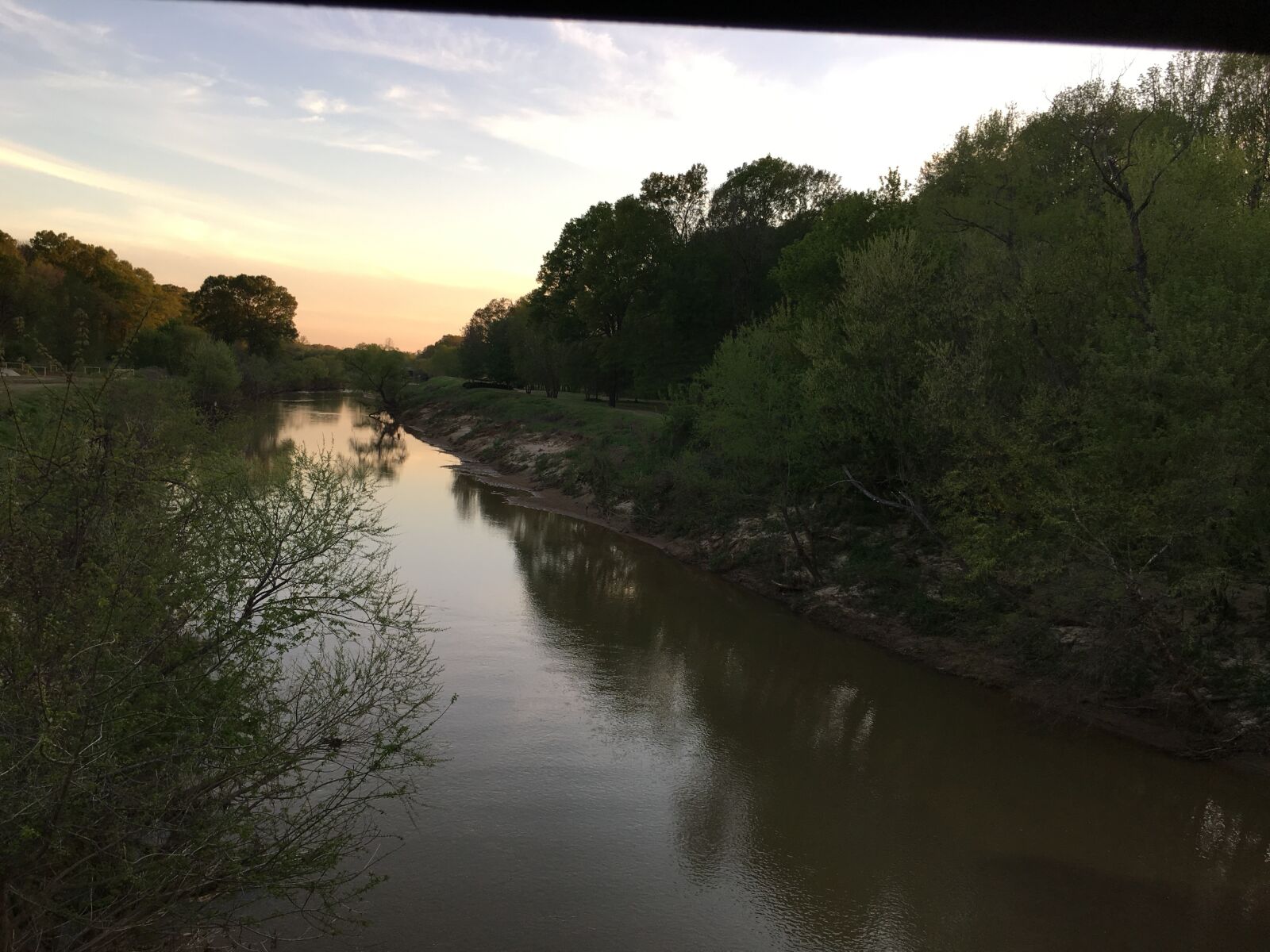 iPhone 6s back camera 4.15mm f/2.2 sample photo. Creek, sunset, nature photography