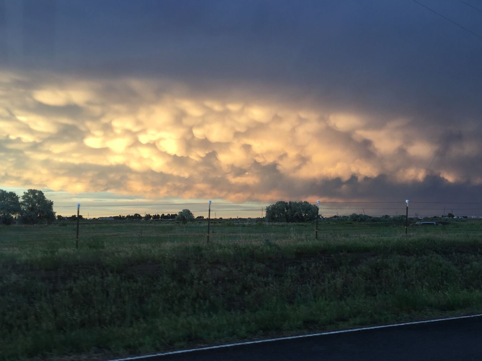 Apple iPhone 6s sample photo. Sunset, cloud, sky photography