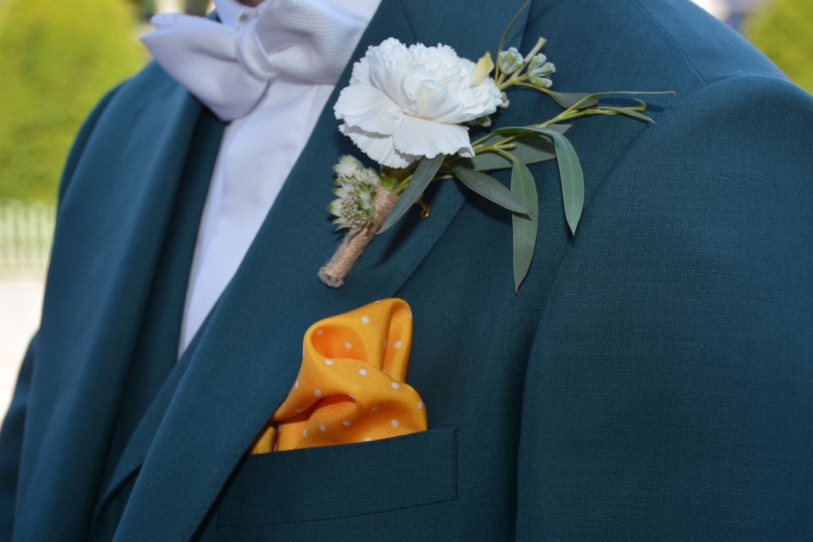 Nikon D7100 sample photo. Wedding, pouch, flower photography