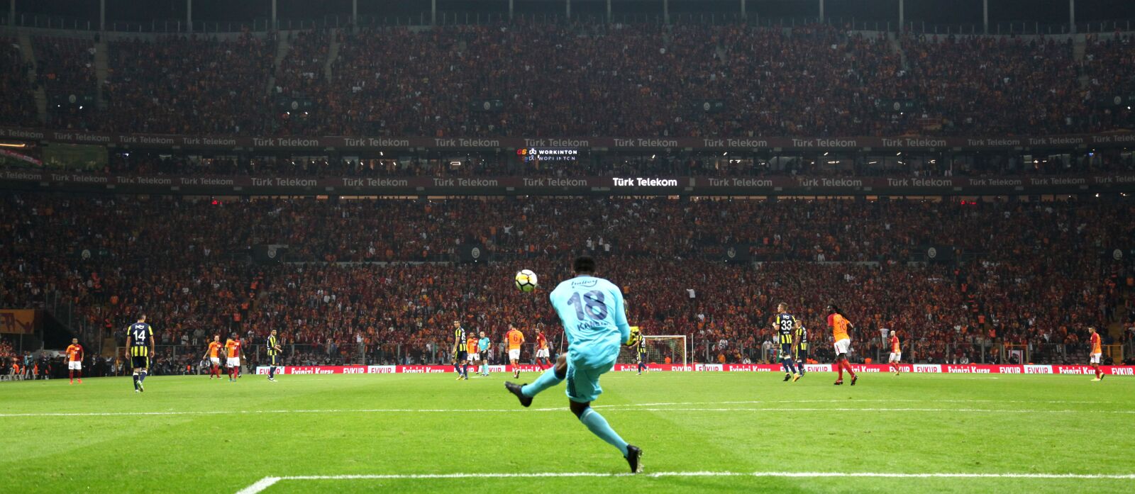 Canon EOS 5D Mark II sample photo. Carlos kameni, galatasaray, fenerbahce photography