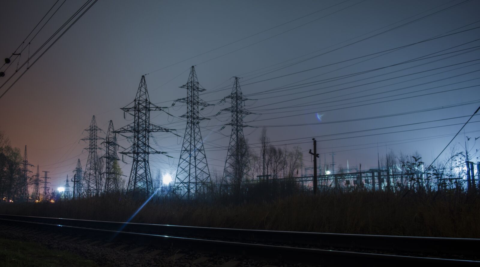 Nikon D5100 sample photo. Electric power, wire, lap photography