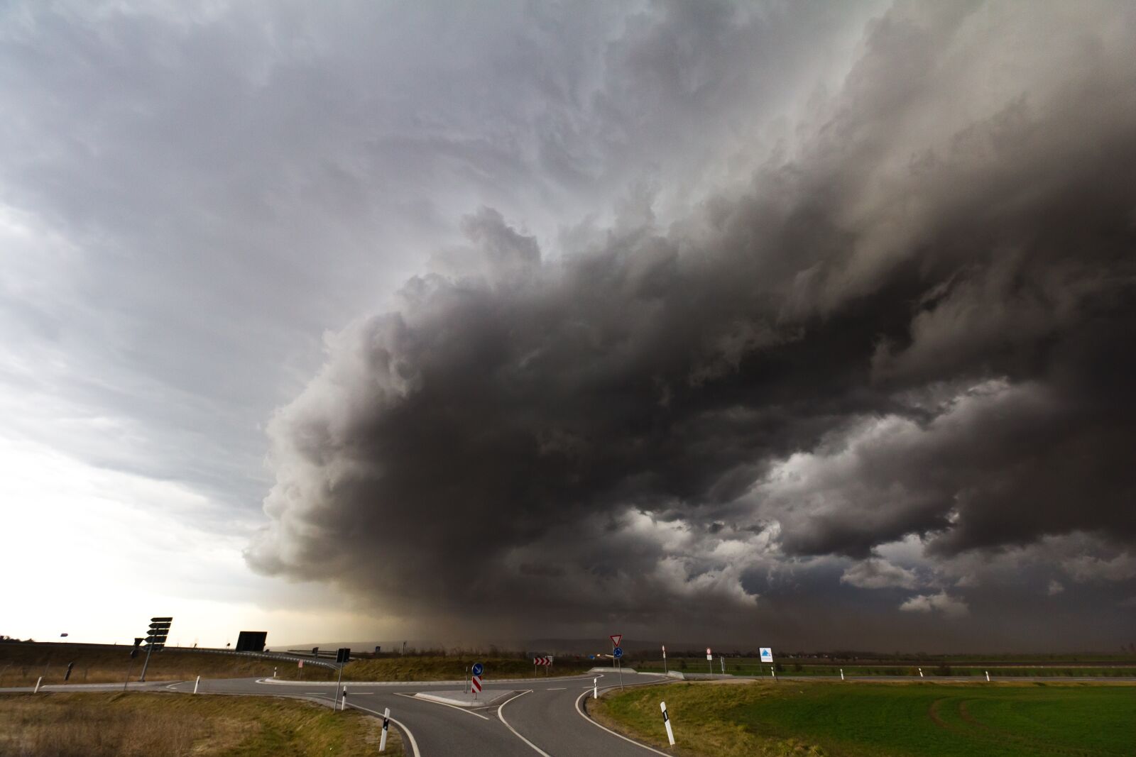 Canon EOS 60D sample photo. Thunderstorm, storm, cumulonimbus photography