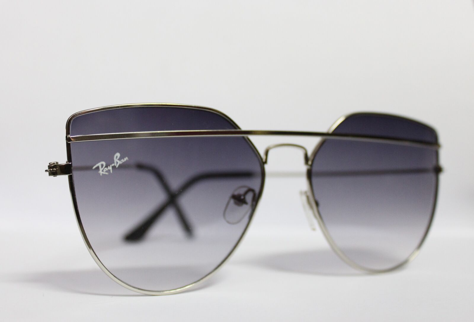 Canon EOS 700D (EOS Rebel T5i / EOS Kiss X7i) sample photo. Sunglass, spectacles, fashion photography