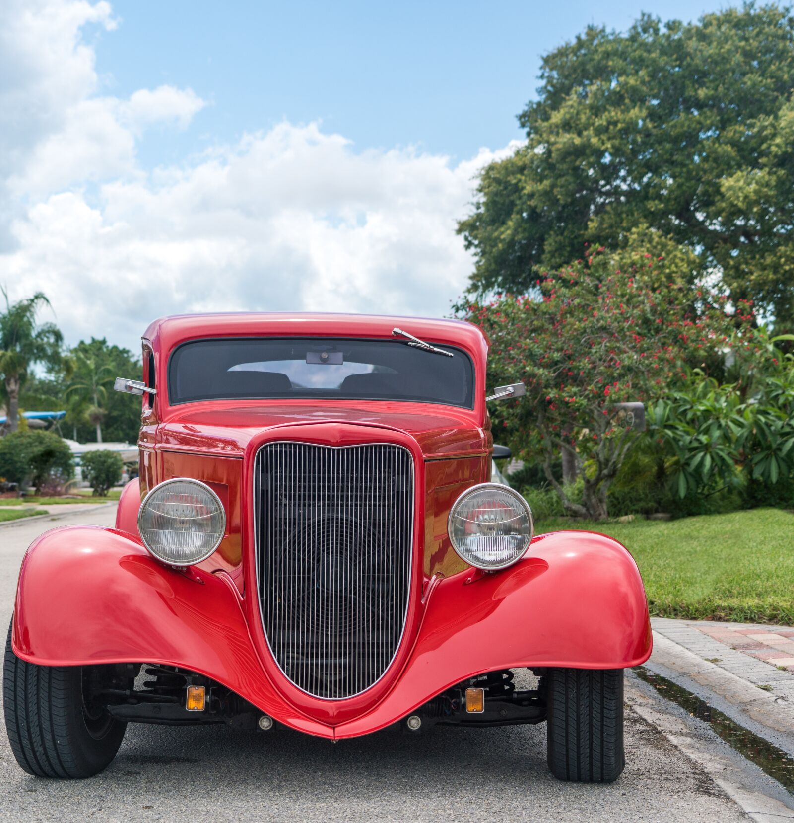 Sony a7R II + Sony FE 24-240mm F3.5-6.3 OSS sample photo. Hot rod, car, antique photography
