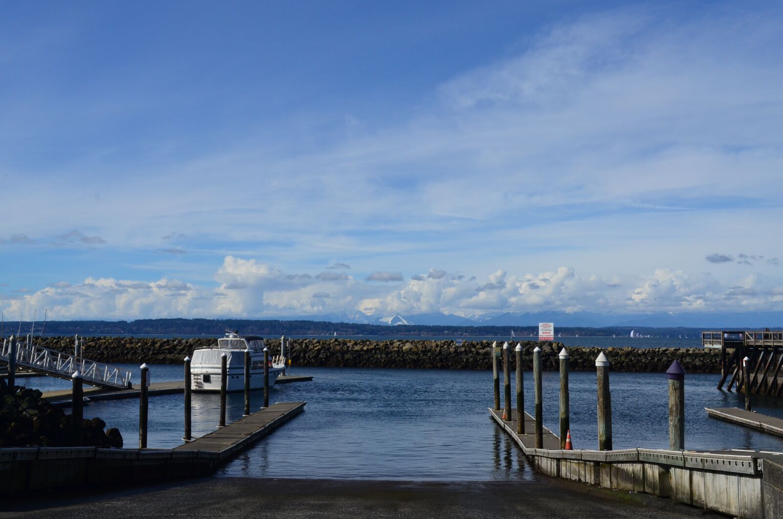 Nikon D5100 sample photo. Sea, cloud, landscape photography
