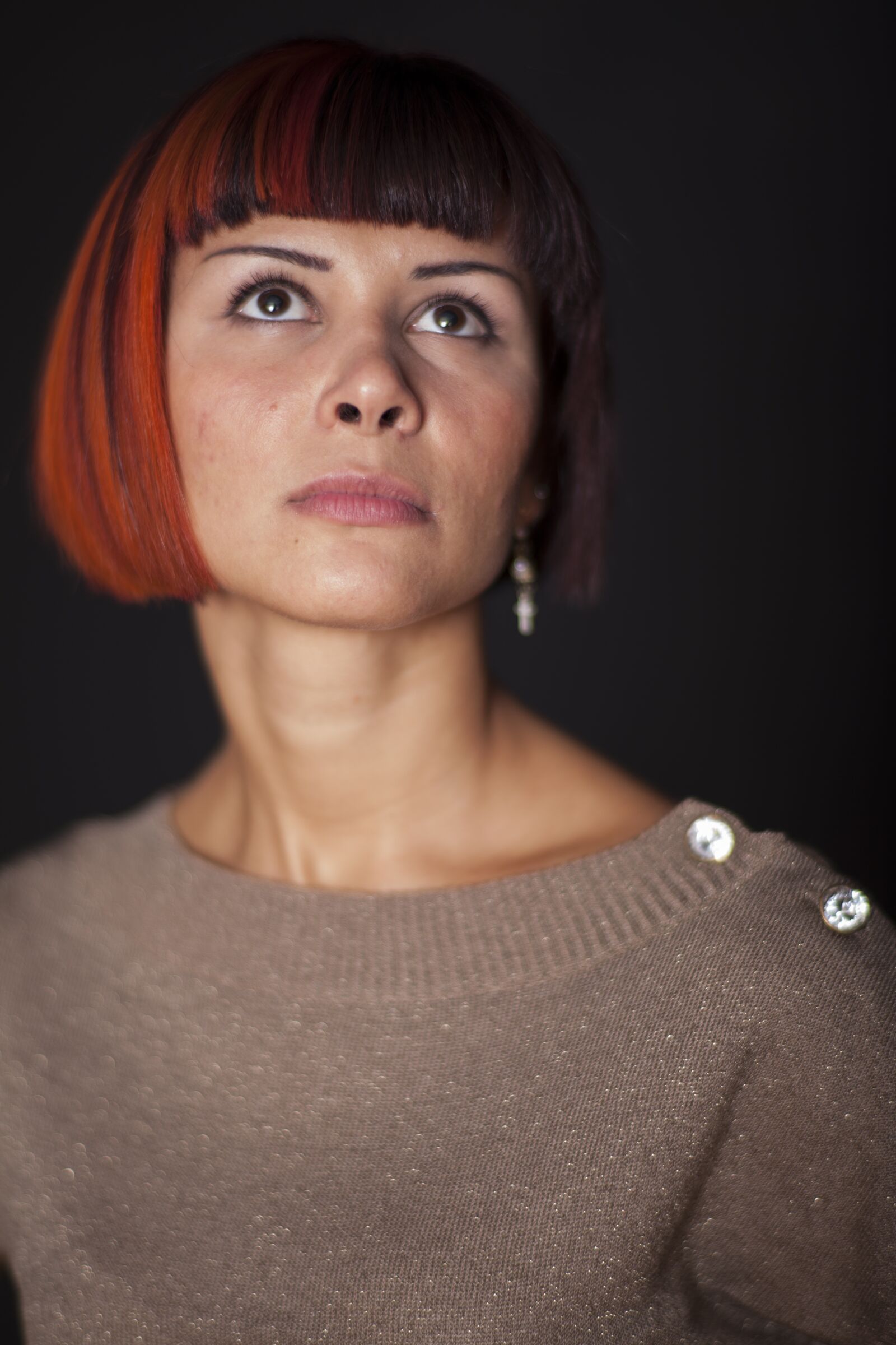 ZEISS Planar T* 85mm F1.4 sample photo. Woman, girl, portrait photography