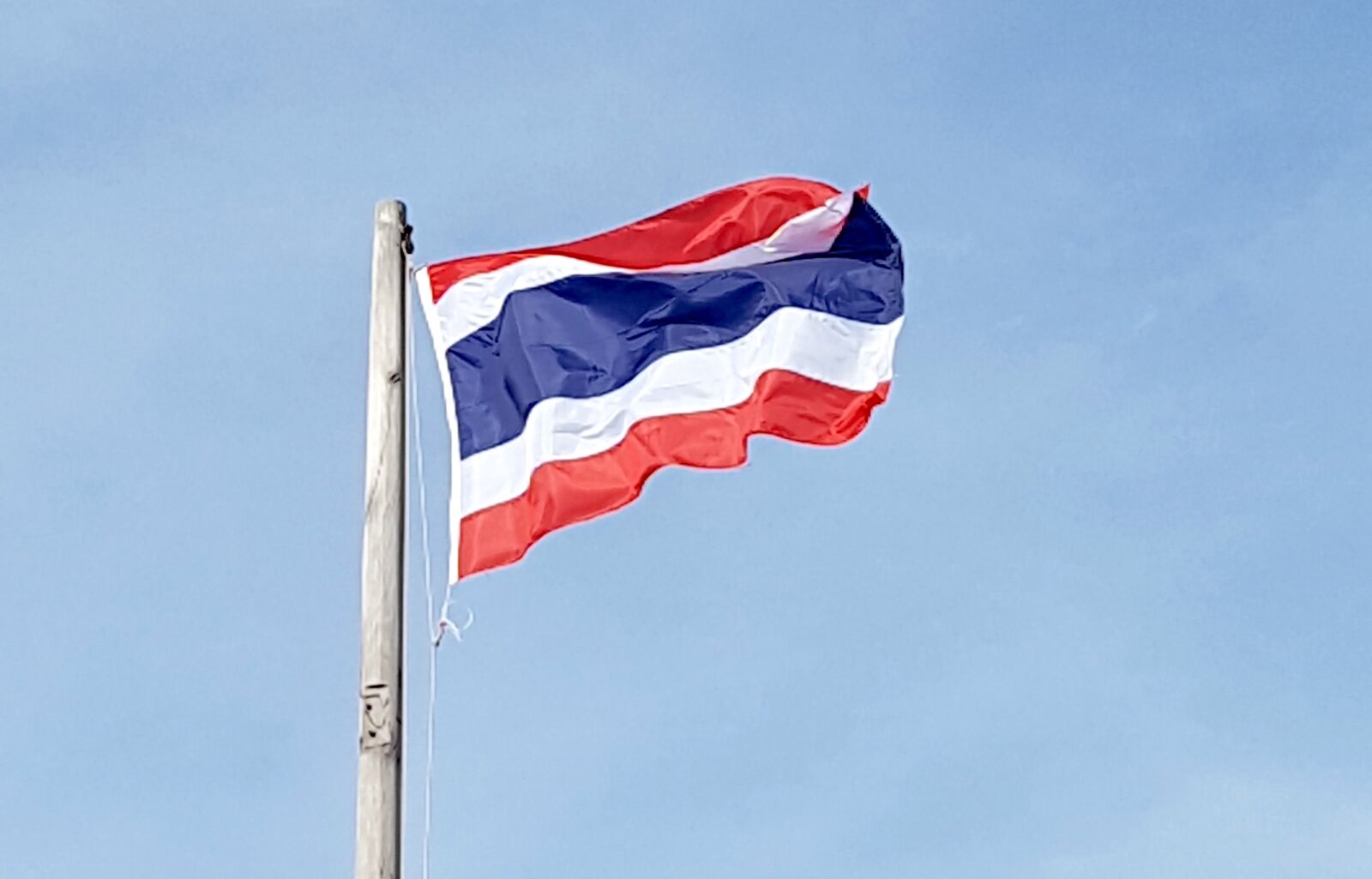 Samsung Galaxy S7 Edge sample photo. Thailand, flag, asia photography