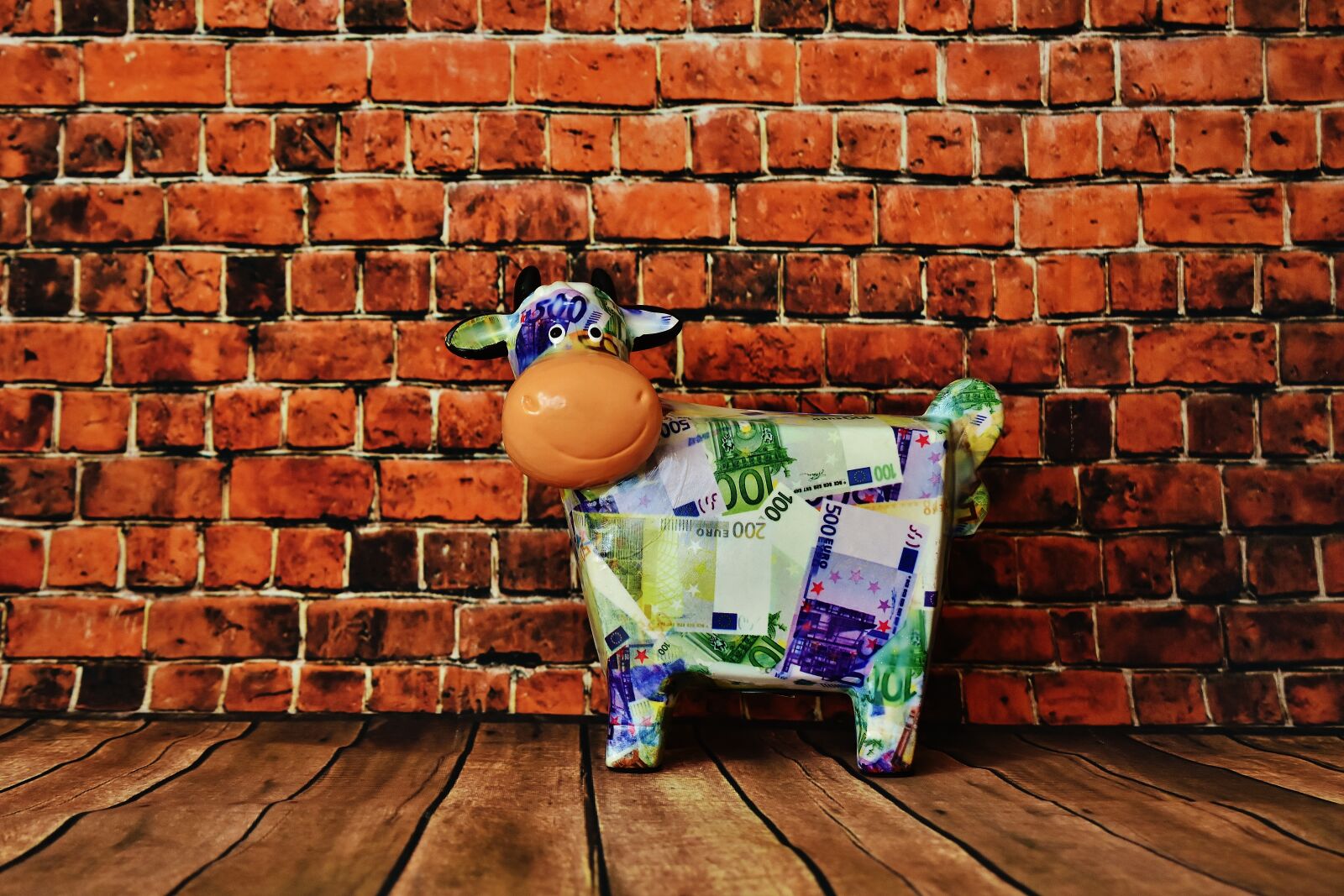 Nikon D7200 sample photo. Piggy bank, cow, bank photography