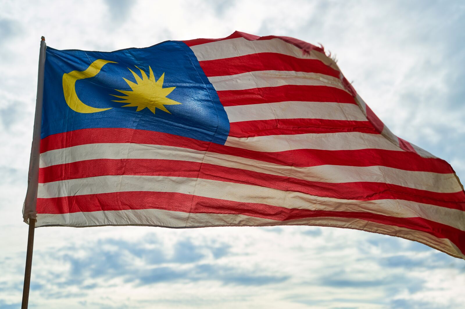 Sony a7R II sample photo. Flag, malaysia, freedom photography