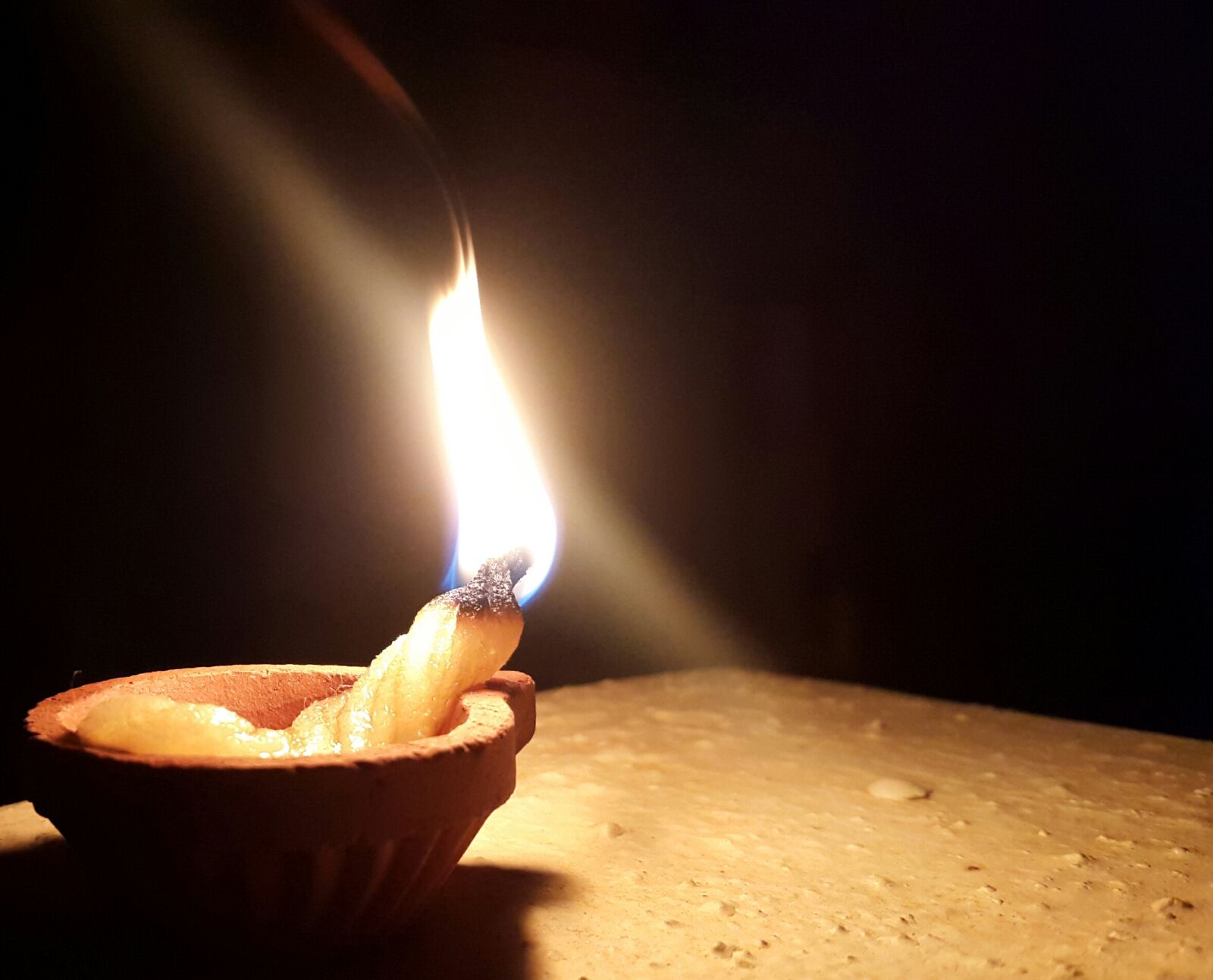 Samsung Galaxy S5 sample photo. Diwali, flame, light photography