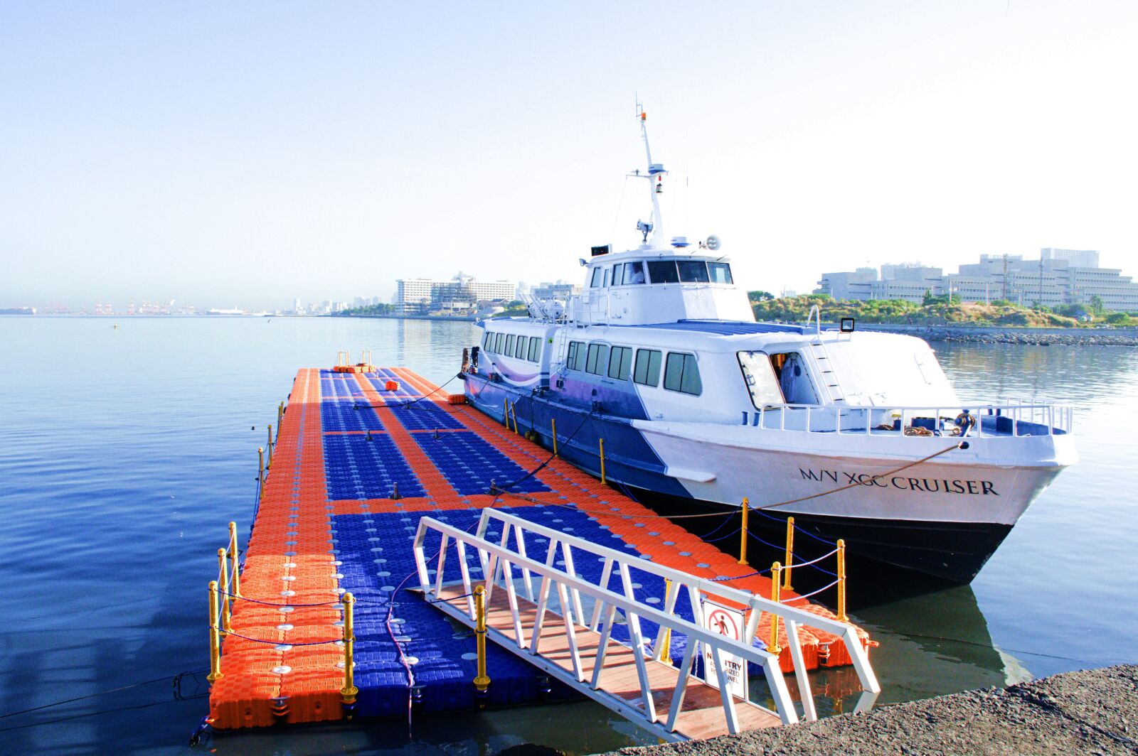 Nikon D7500 sample photo. Ferry boat, coastal boat photography