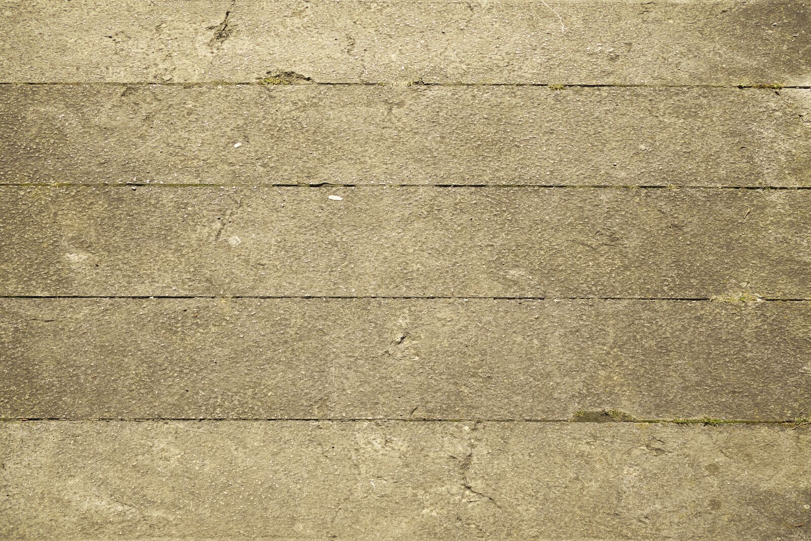 Panasonic Lumix DMC-FZ1000 sample photo. Concrete slabs, walk, away photography