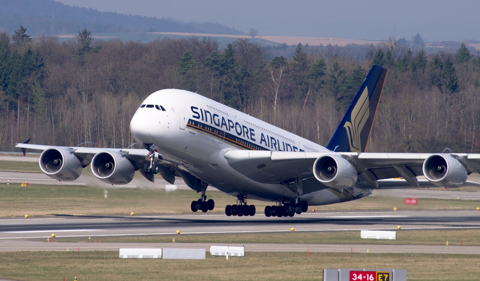 Nikon D300S sample photo. Aircraft, singapore airlines, airbus photography