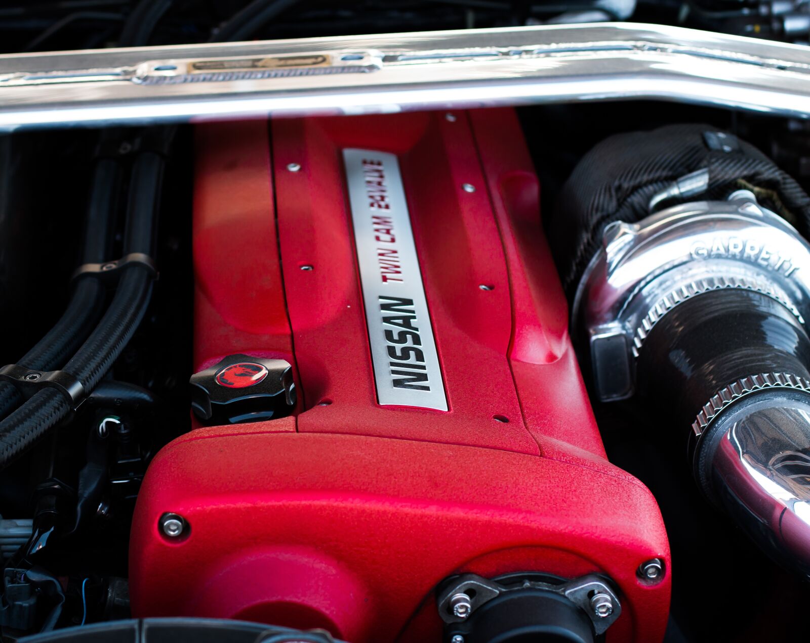 Canon EOS 70D + Canon EF 50mm F1.4 USM sample photo. Engine, car, nissan photography