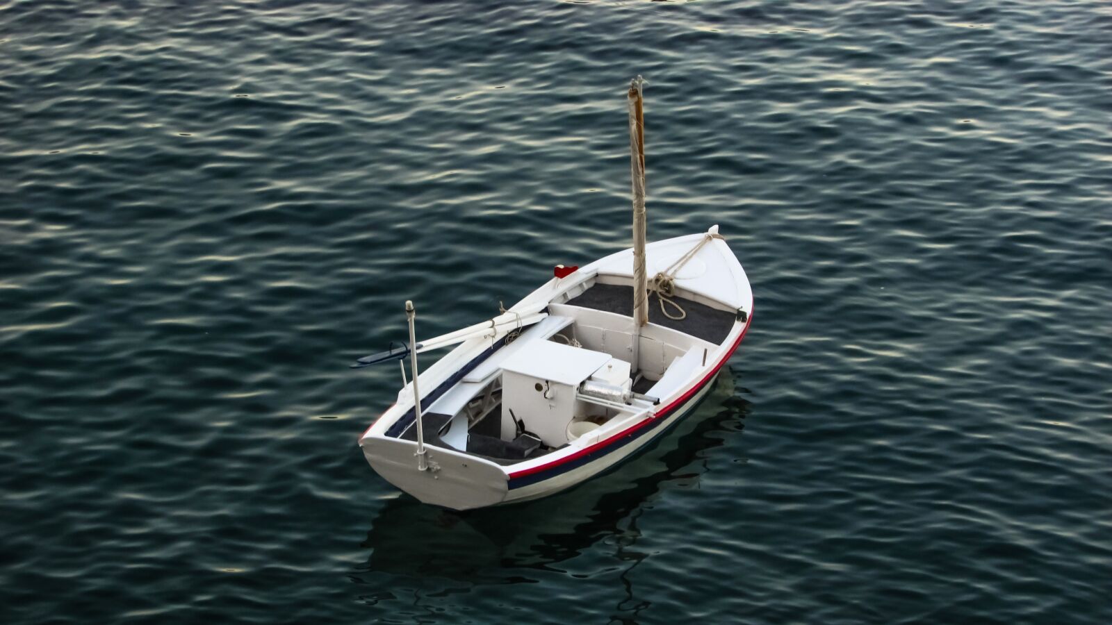 Canon PowerShot SX400 IS sample photo. Boat, sea, afternoon photography