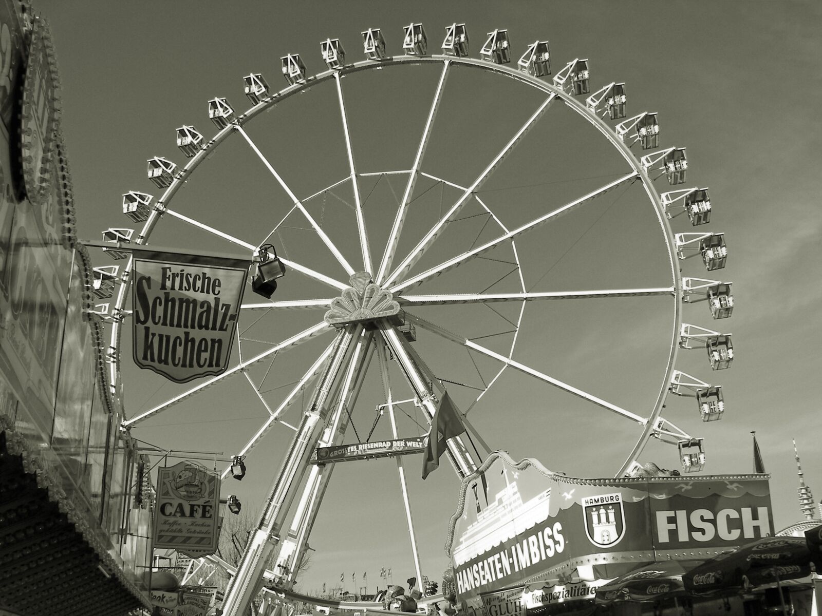 Kodak P850 ZOOM DIGITAL CAMERA sample photo. Ferris wheel, year market photography