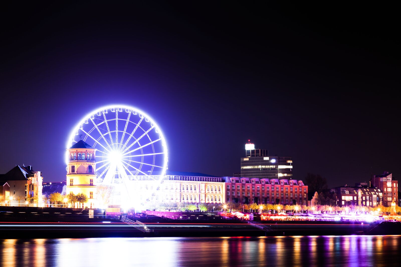 Canon EOS 5D Mark II sample photo. D sseldorf, ferris wheel photography