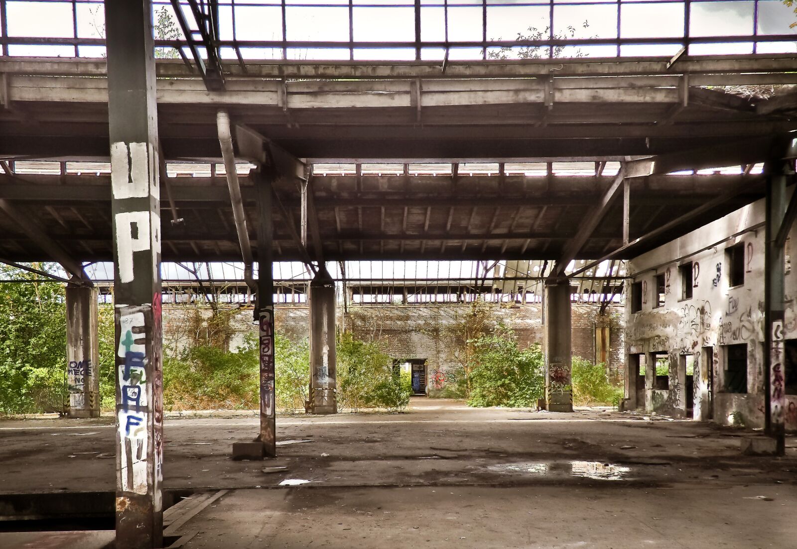 Olympus OM-D E-M10 sample photo. Lost places, old, decay photography