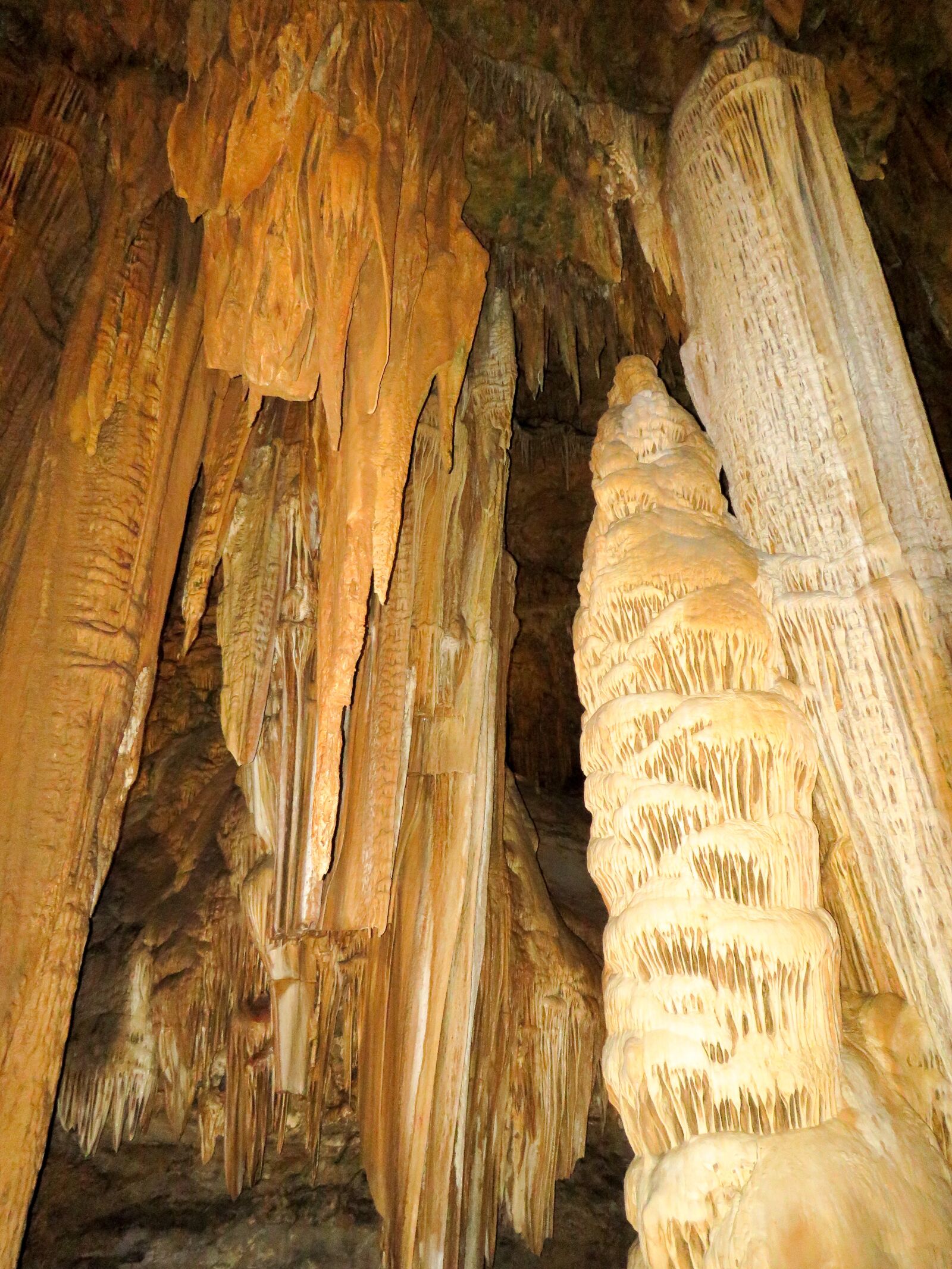 Canon PowerShot SX60 HS sample photo. Cave, underground, geology photography
