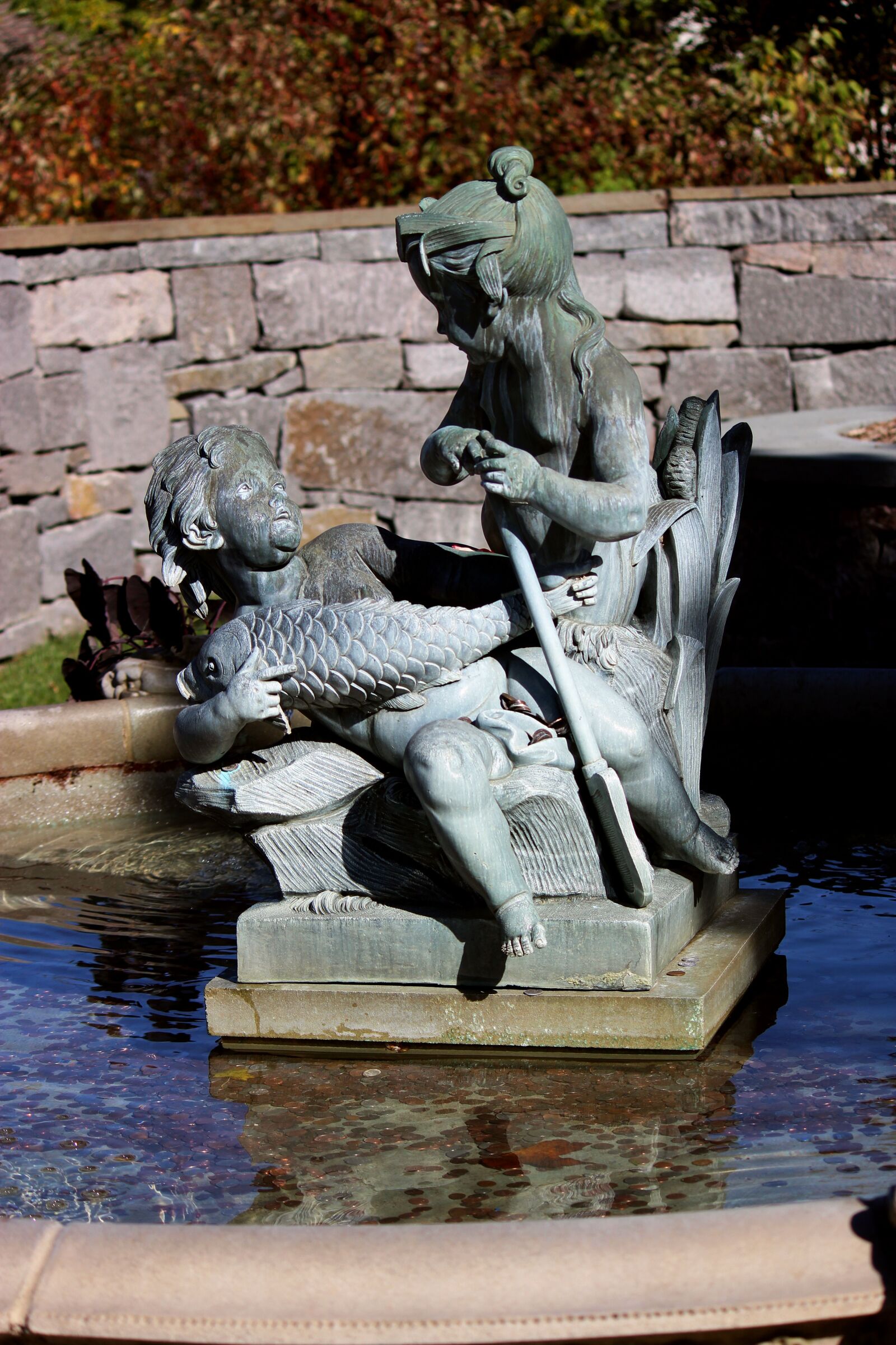 Canon EOS 100D (EOS Rebel SL1 / EOS Kiss X7) sample photo. Fountain, sculpture, statue photography