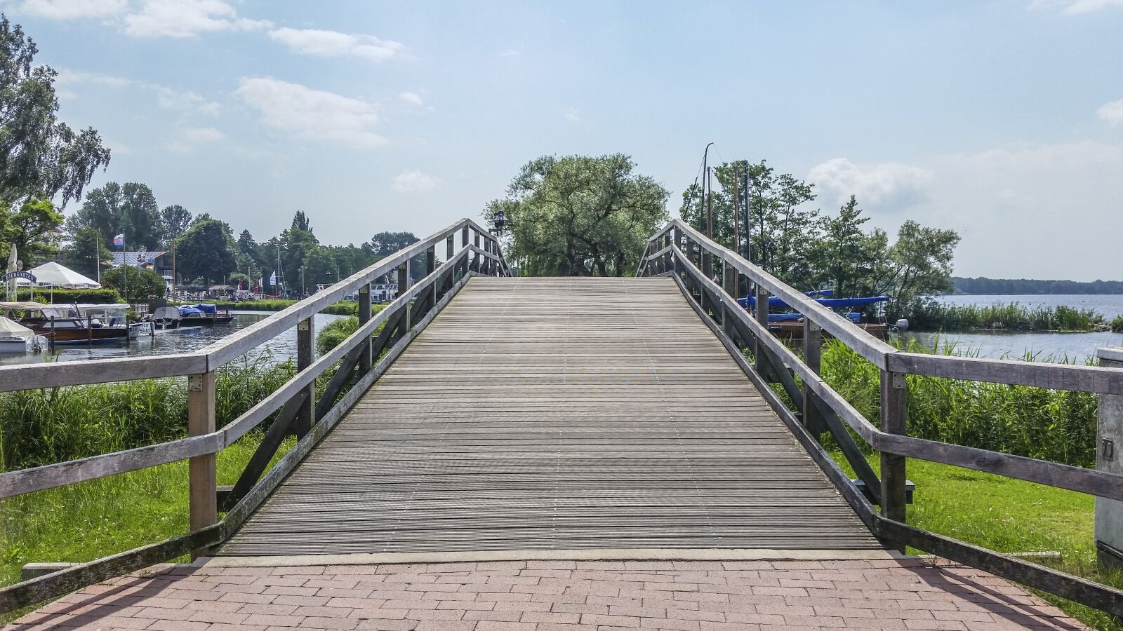 Samsung Galaxy S5 sample photo. Sea, lake, bridge photography
