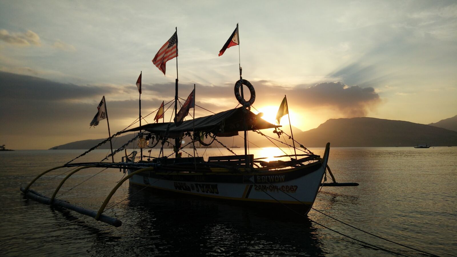 OPPO R7 Plusf sample photo. Sunset, boat, sea photography