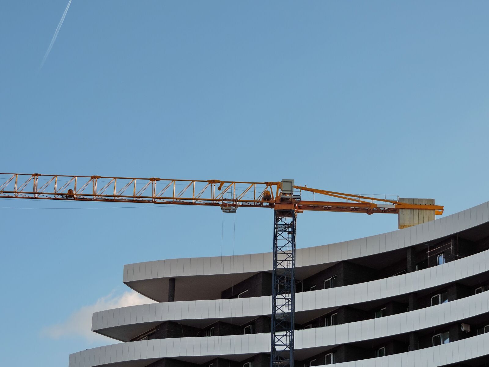 Nikon Coolpix P520 sample photo. Construction, facade, machine, machinery photography