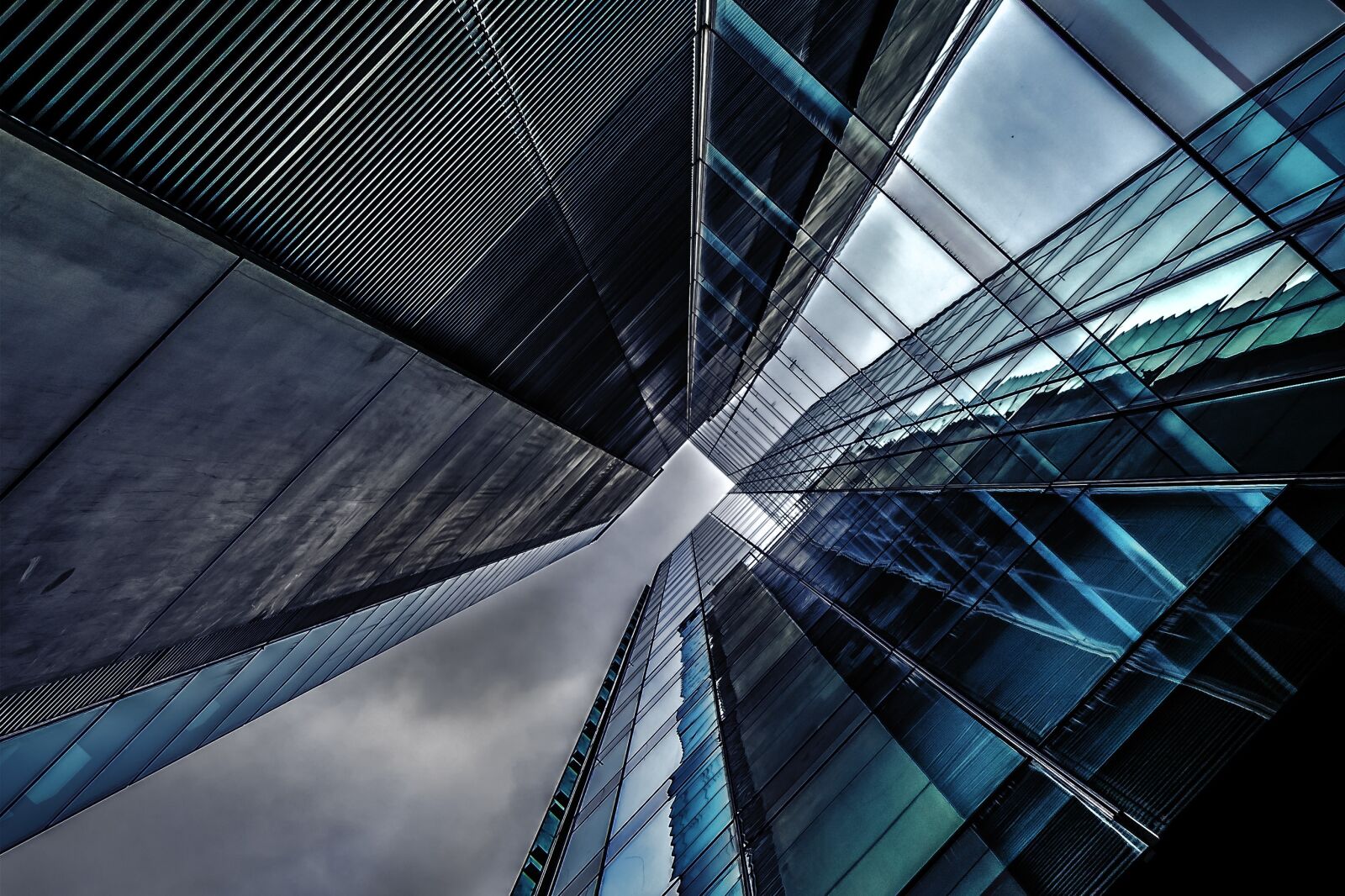 Canon EOS 6D + Canon EF 24-105mm F4L IS USM sample photo. Architecture, building, business photography