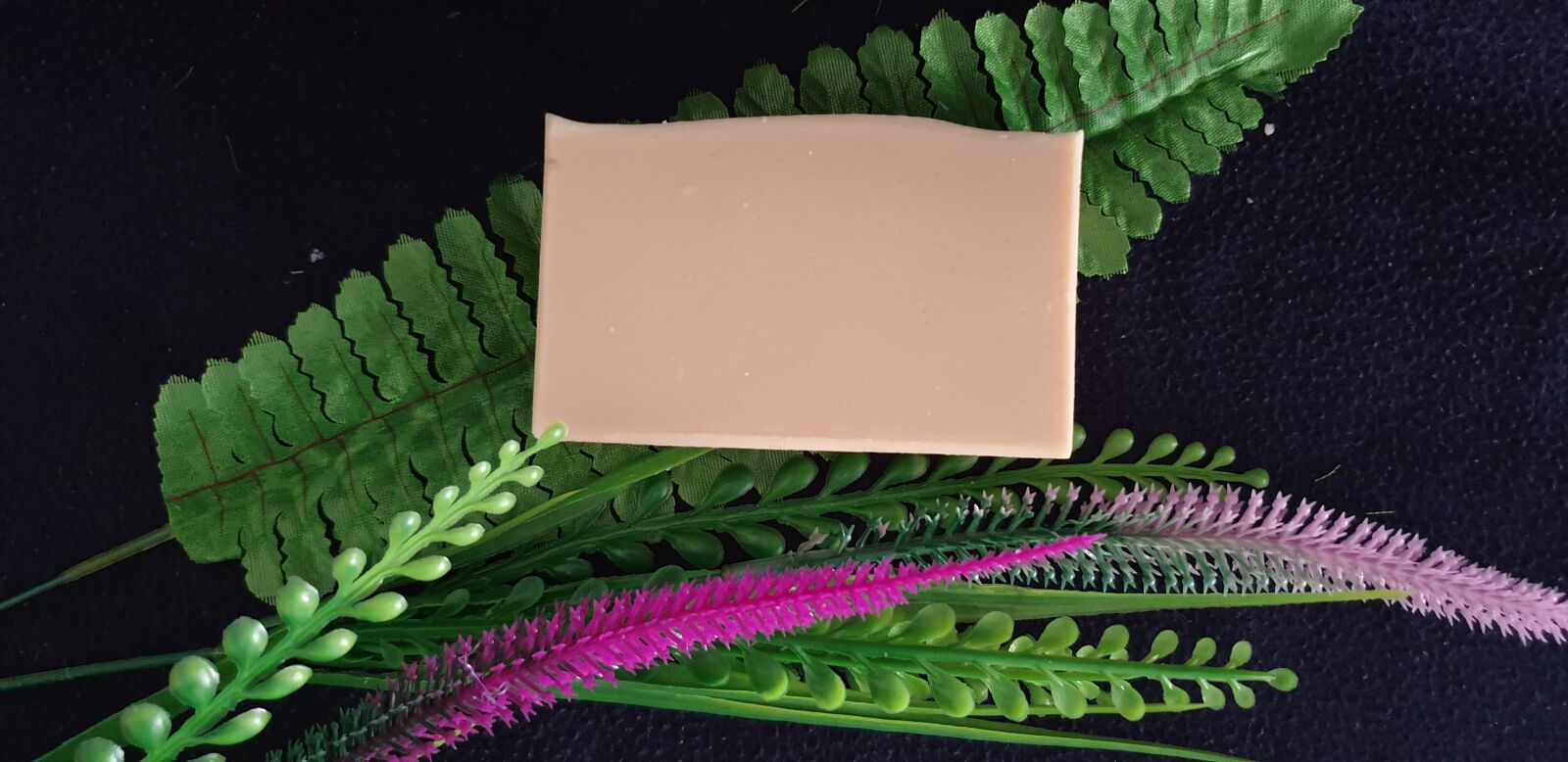 Samsung Galaxy Note9 sample photo. Handmade, breastmilk, soap photography