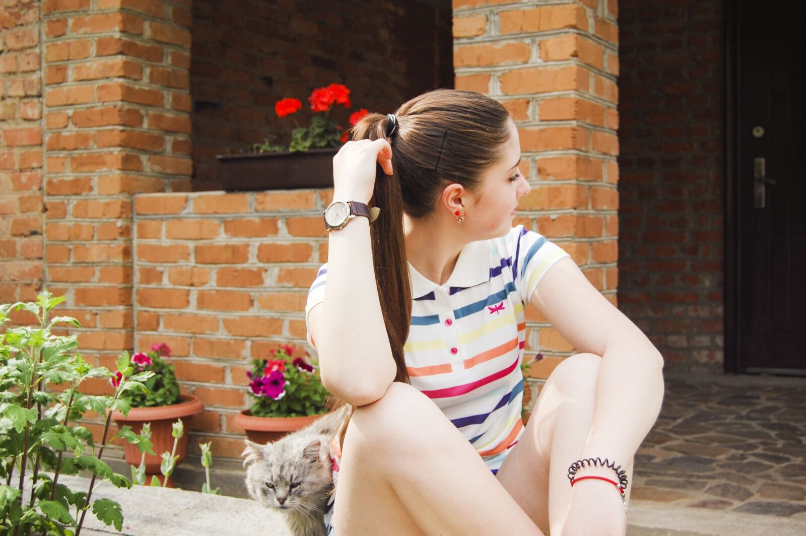 Nikon D40 sample photo. Woman, outdoors, lifestyle photography