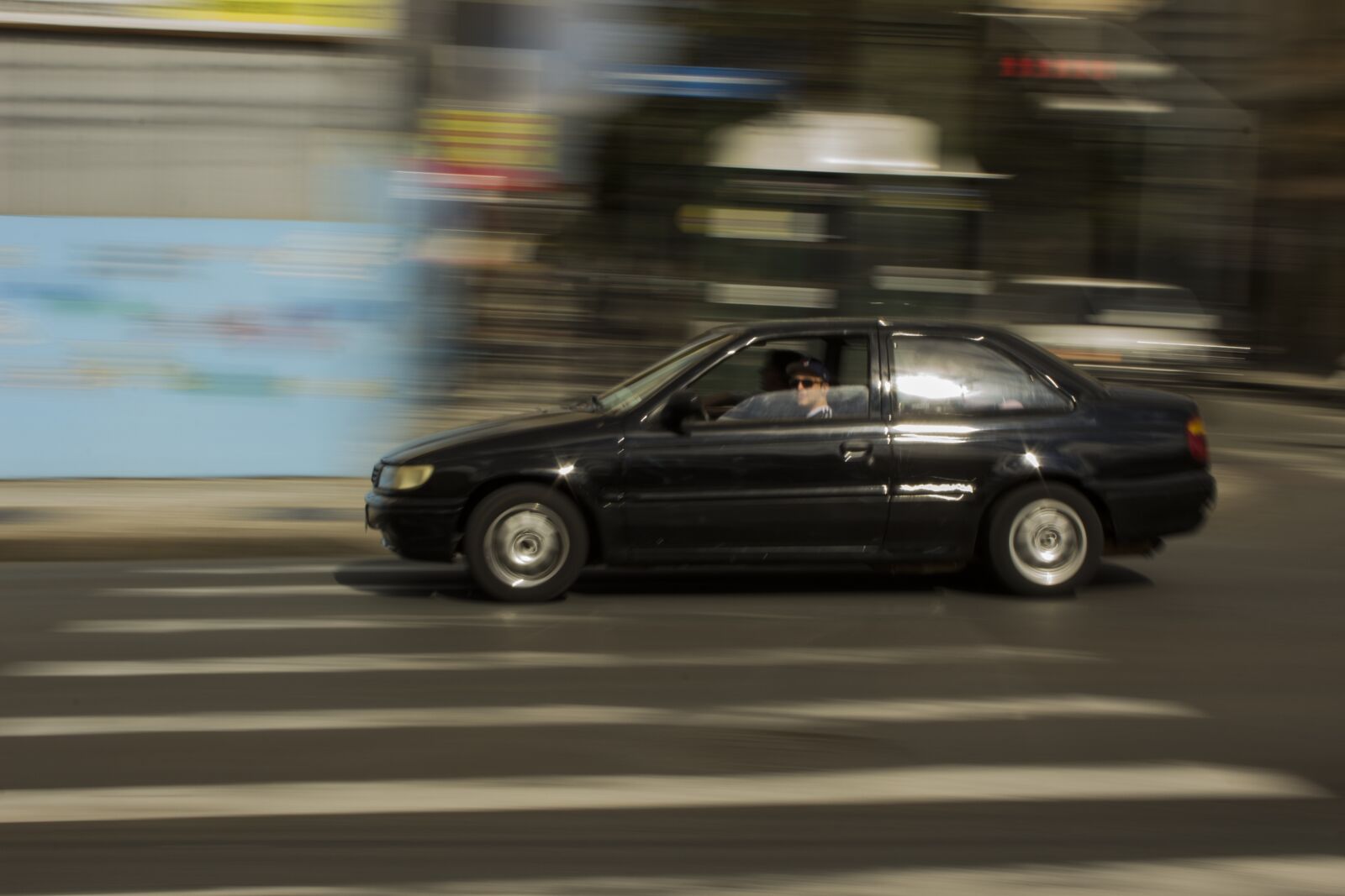 Canon EOS 600D (Rebel EOS T3i / EOS Kiss X5) sample photo. Car, panning, speed photography