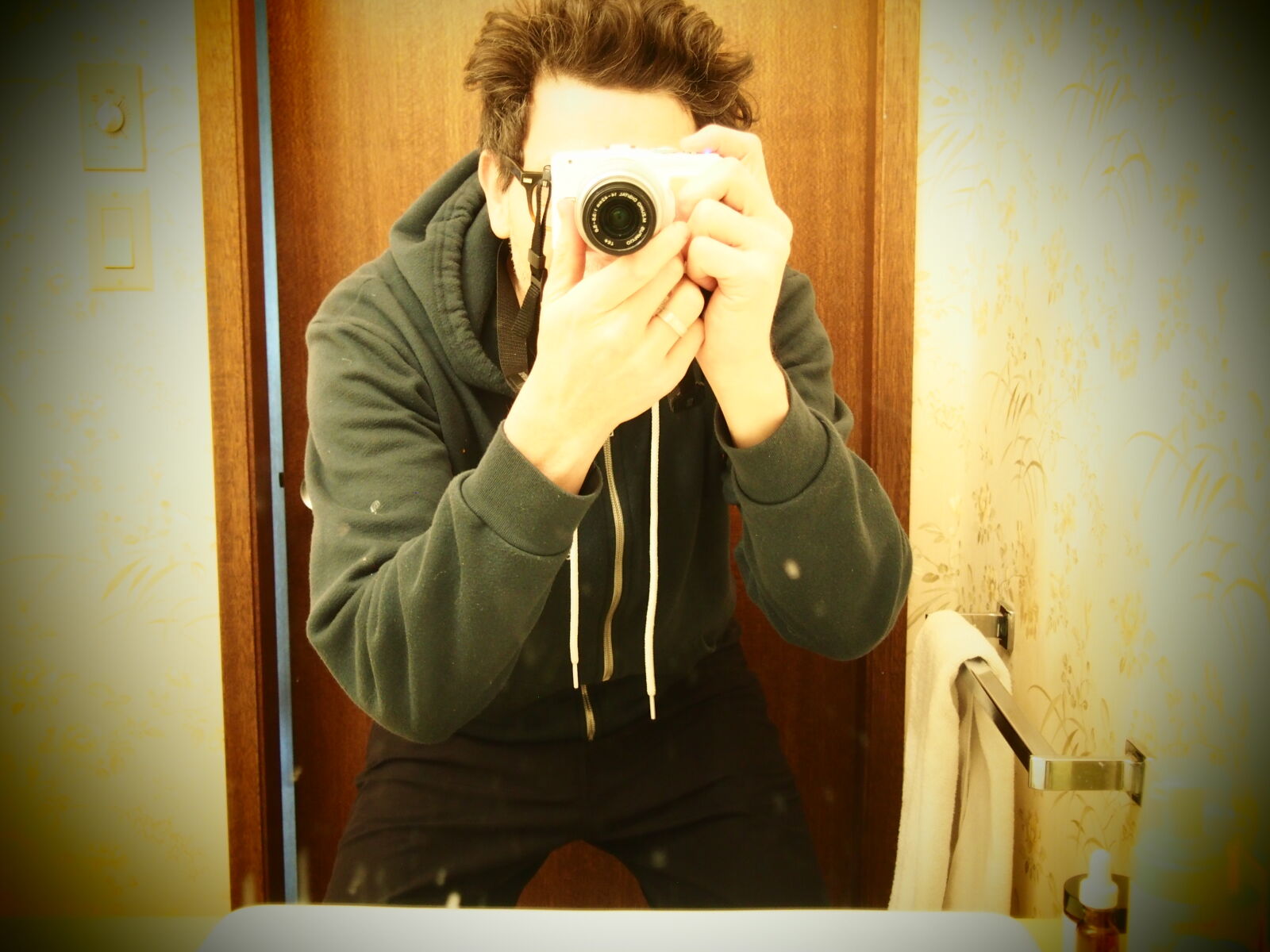Olympus PEN E-PL5 sample photo. Abstract, man, selfie, vintage photography