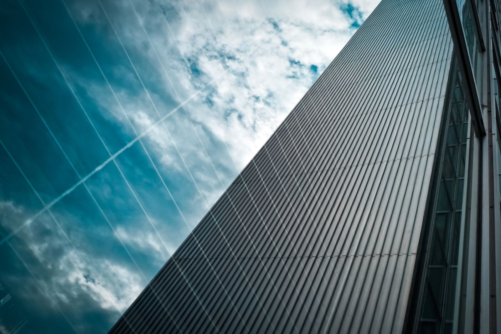 Olympus OM-D E-M10 sample photo. Architecture, glass, modern photography