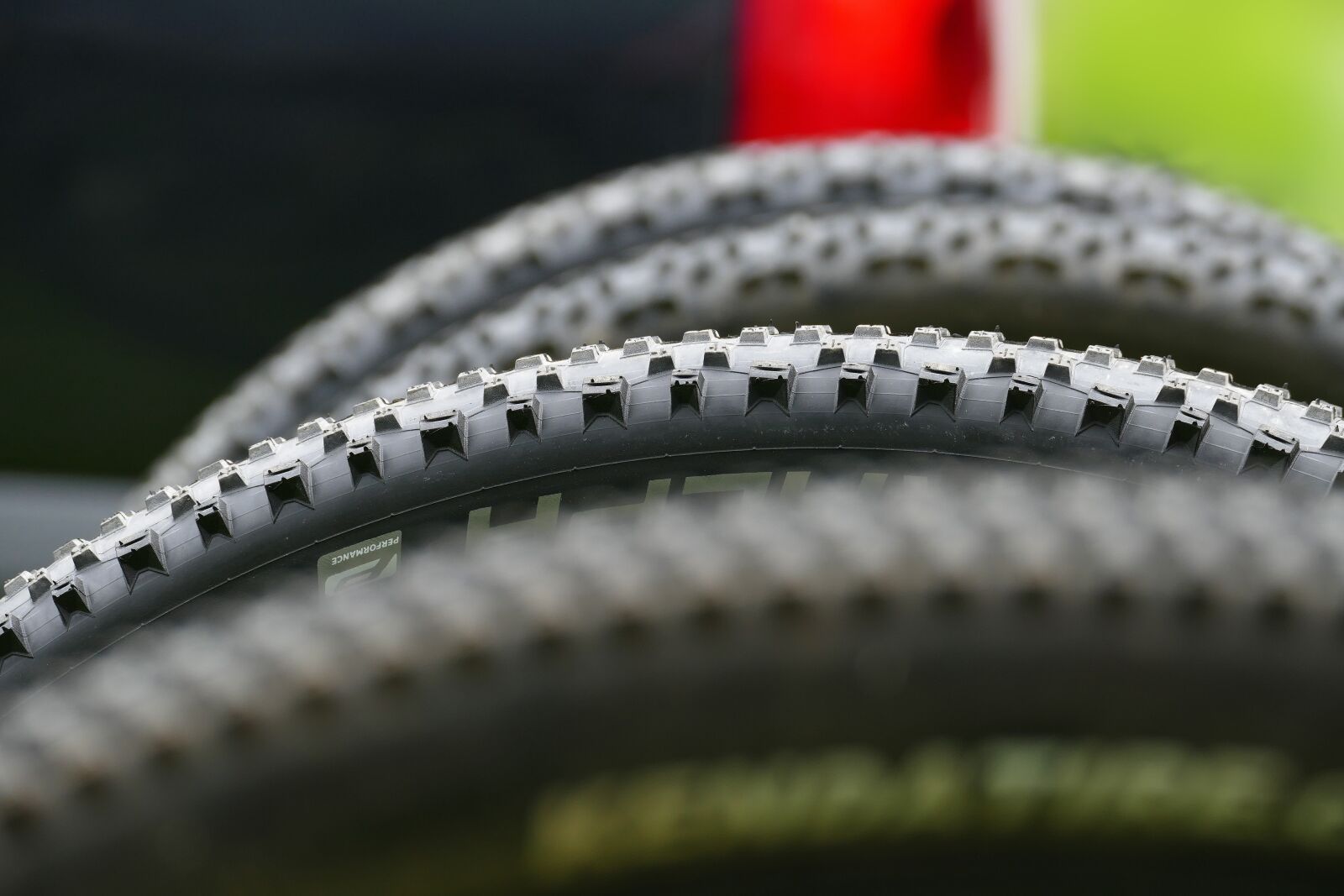 Leica V-Lux (Typ 114) sample photo. Mature, profile, mountain bike photography