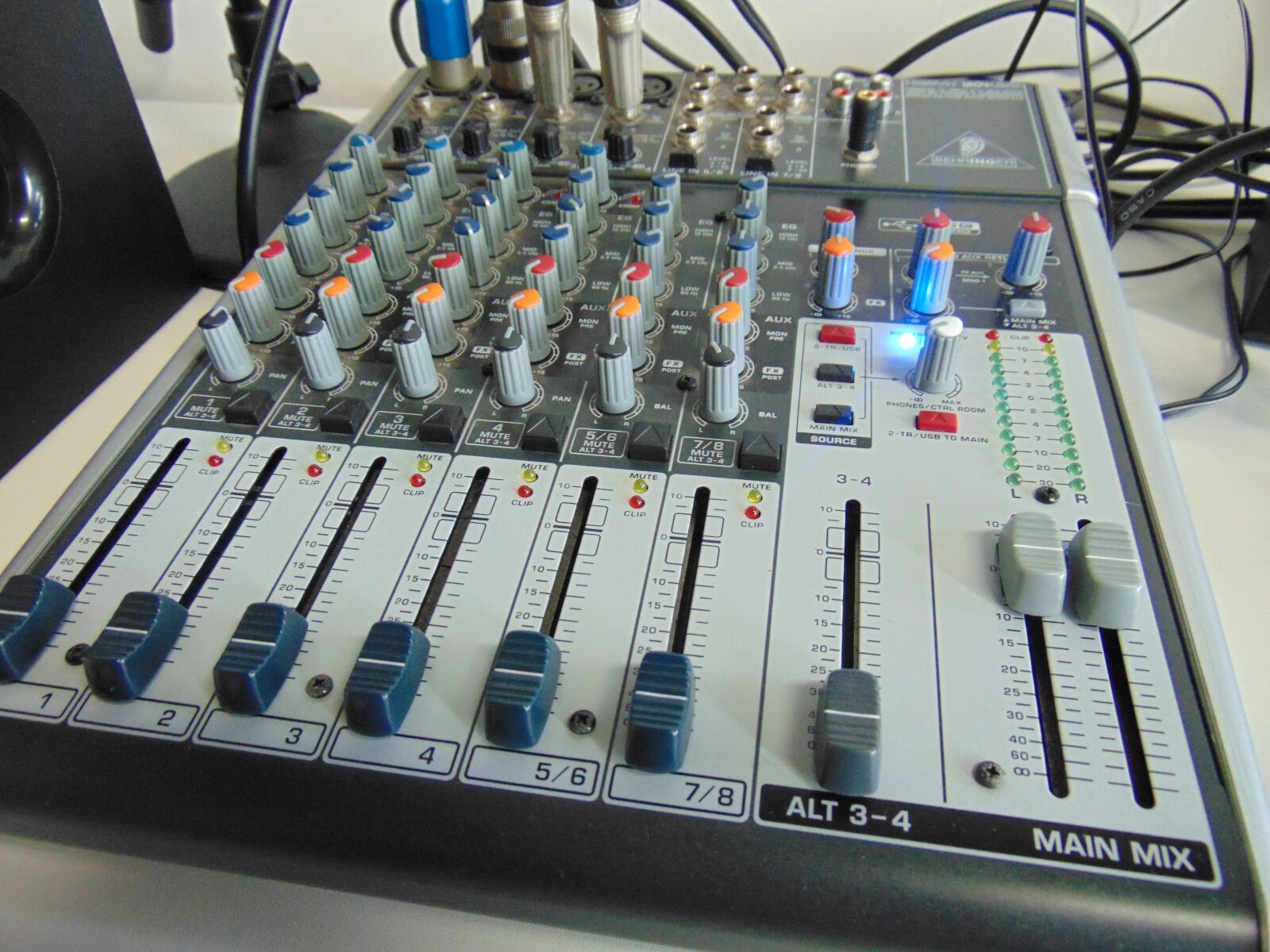 Sony Cyber-shot DSC-H300 sample photo. Sound table, sound, radio photography