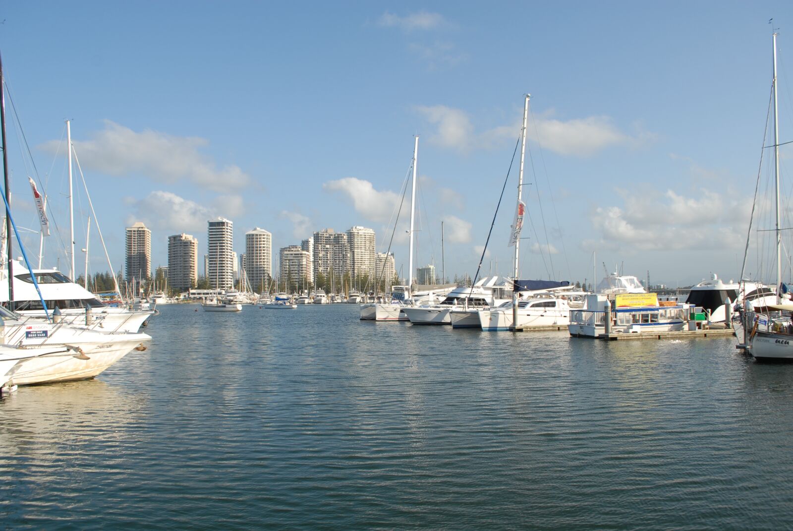 Nikon D200 sample photo. Beach, yacht, sea photography