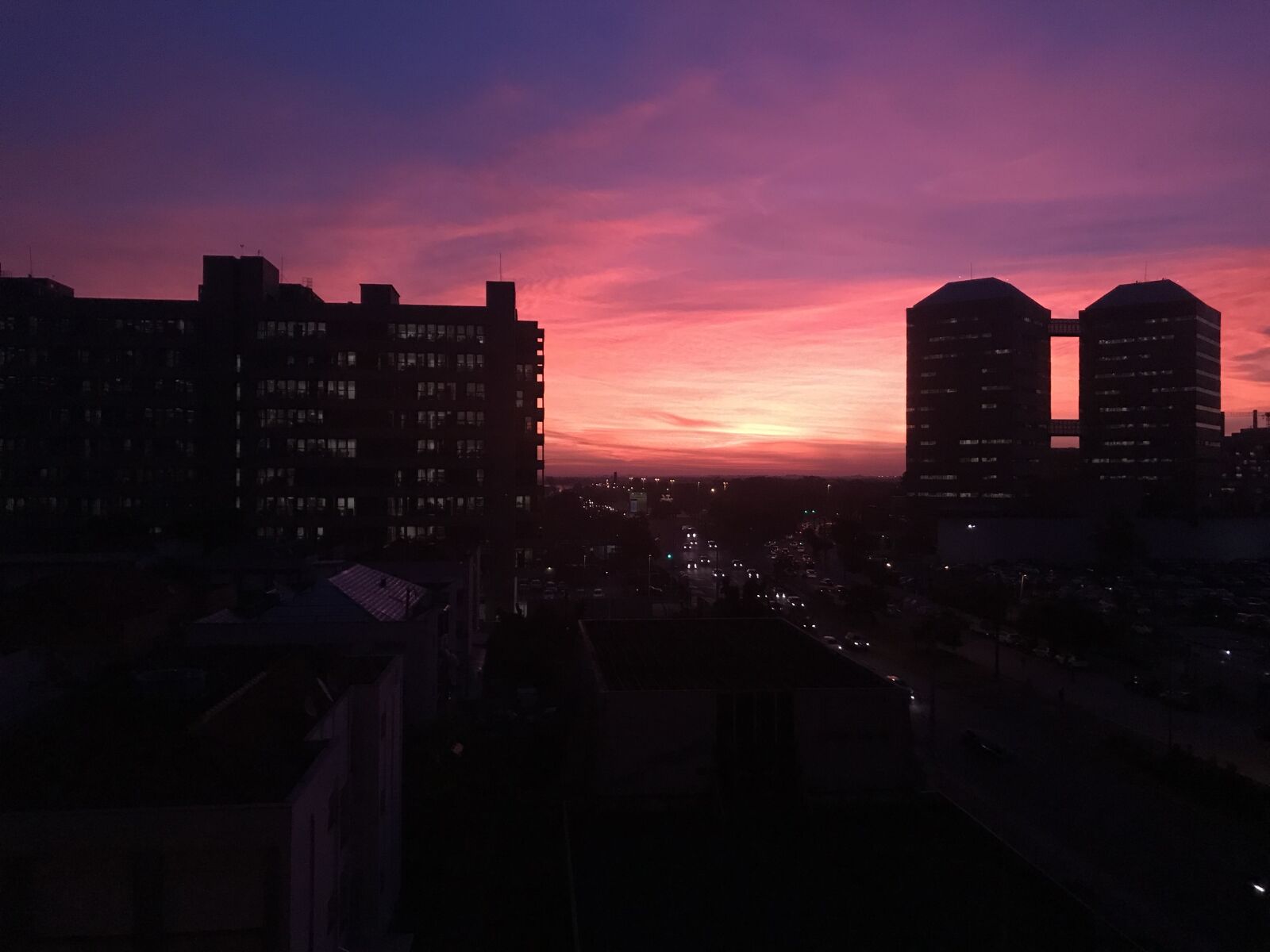 Apple iPhone 7 sample photo. Porto alegre, sunset, center photography