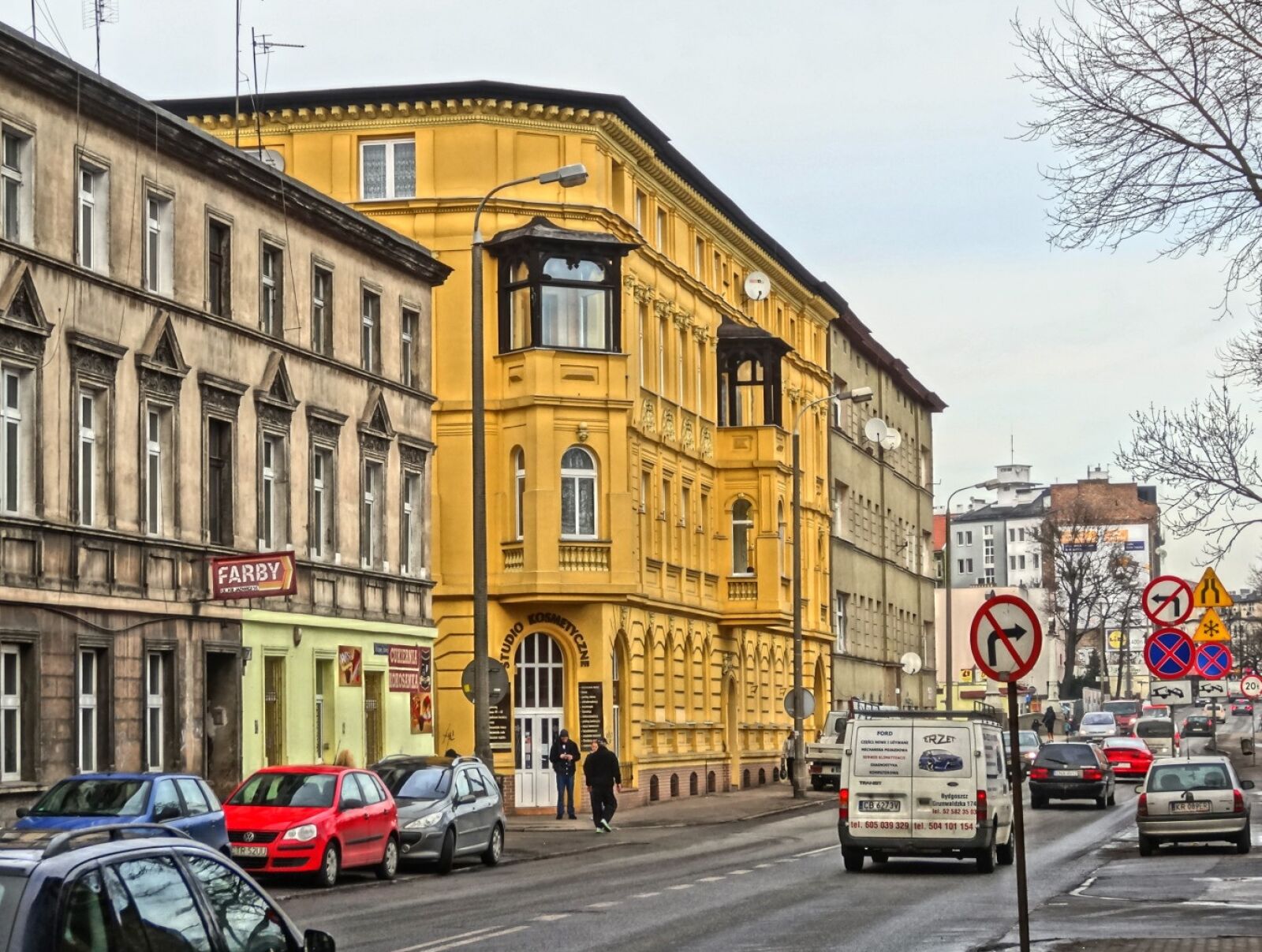 Sony Cyber-shot DSC-HX20V sample photo. Jadwigi street, bydgoszcz, road photography