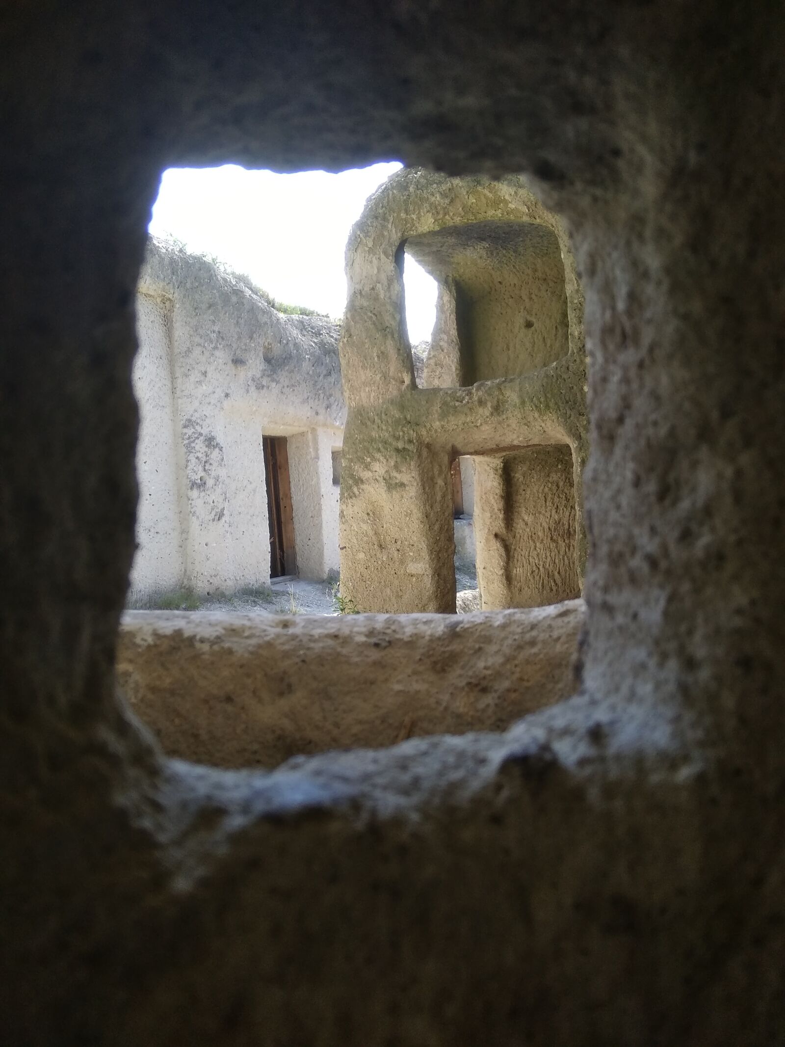 Xiaomi Redmi 5A sample photo. Window, stone house, caveman photography