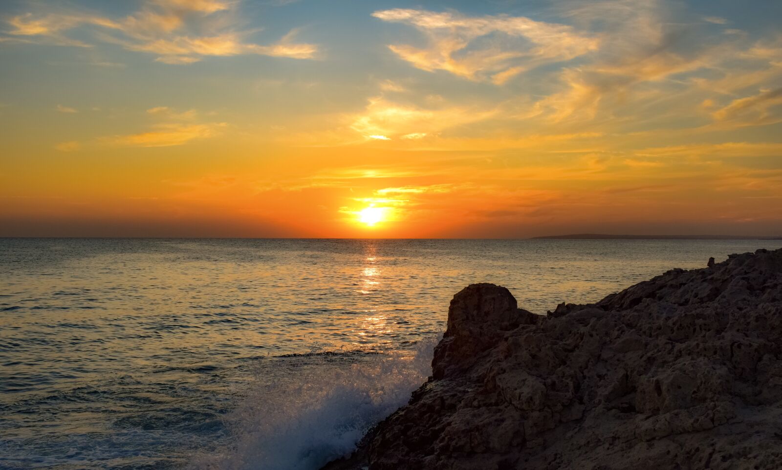 Nikon D3300 sample photo. Sunset, twilight, sea photography