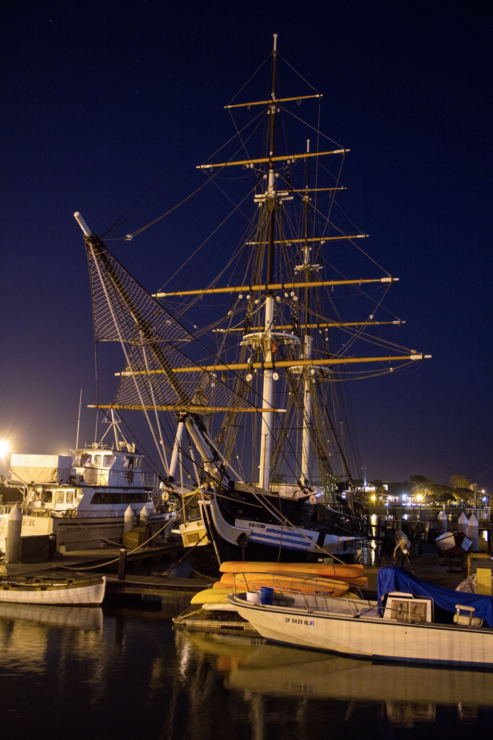 Canon EF-S 18-135mm F3.5-5.6 IS sample photo. Sailboat, ship, vessel photography